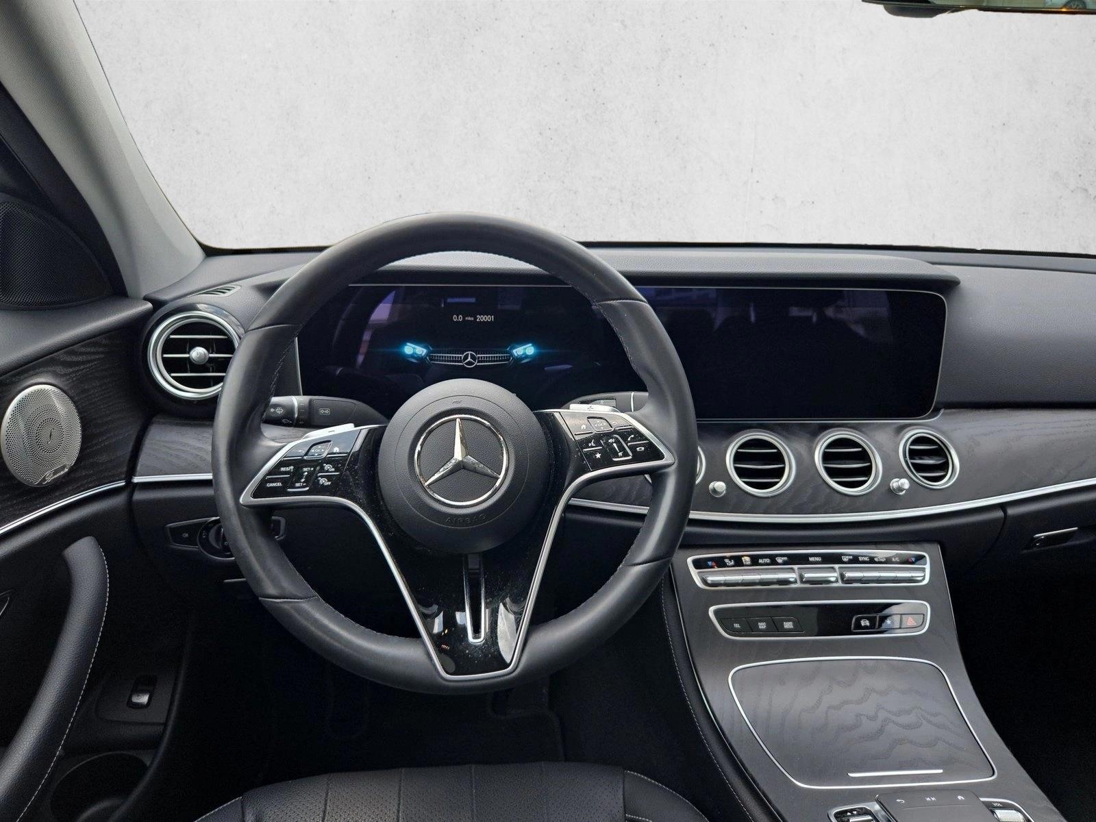 Thumbnail: 2023 Mercedes-Benz E-Class - 3