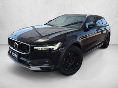 2022 Volvo V90