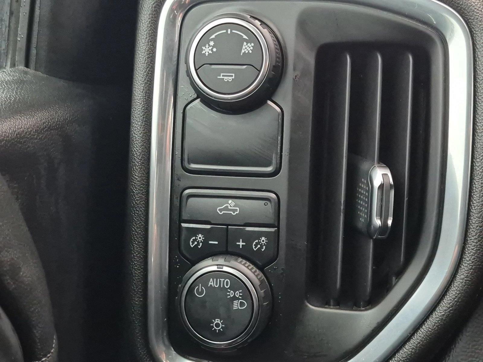 2019 Chevrolet Silverado 1500 LT - Photo 17