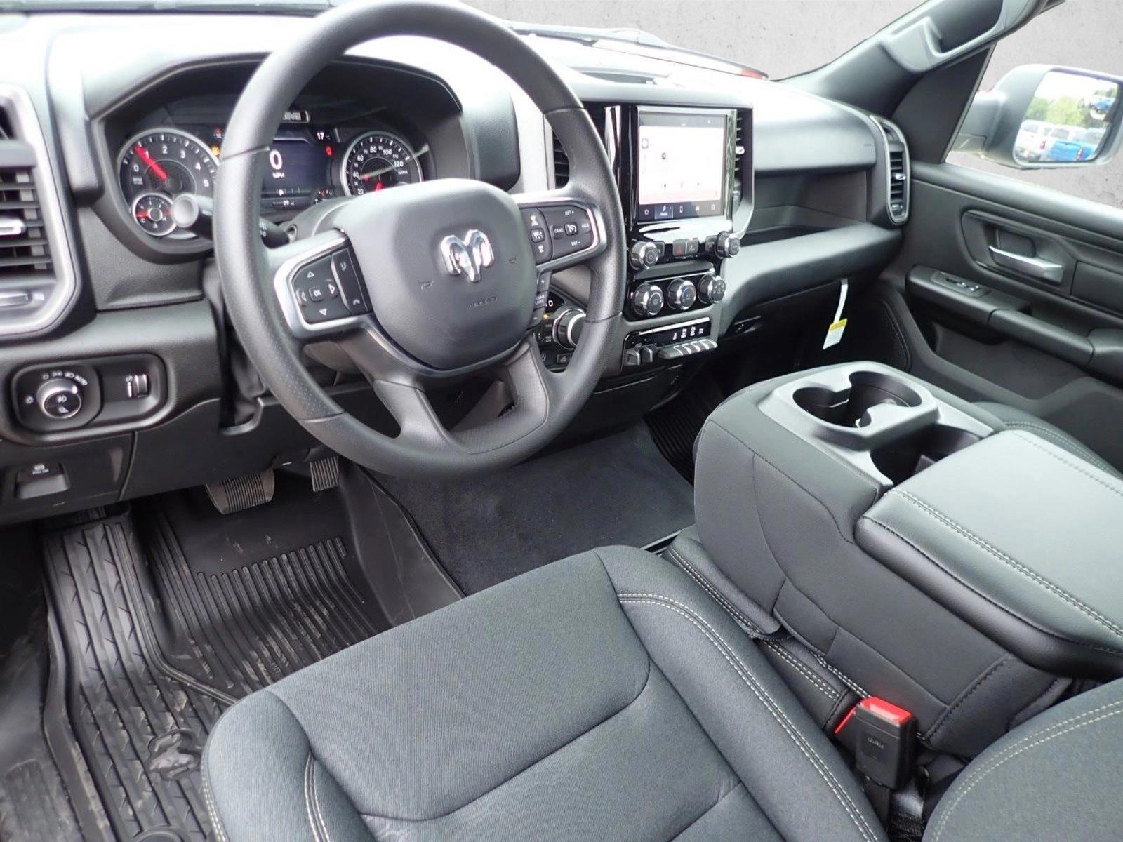 Thumbnail: 2026 RAM 1500 - 3
