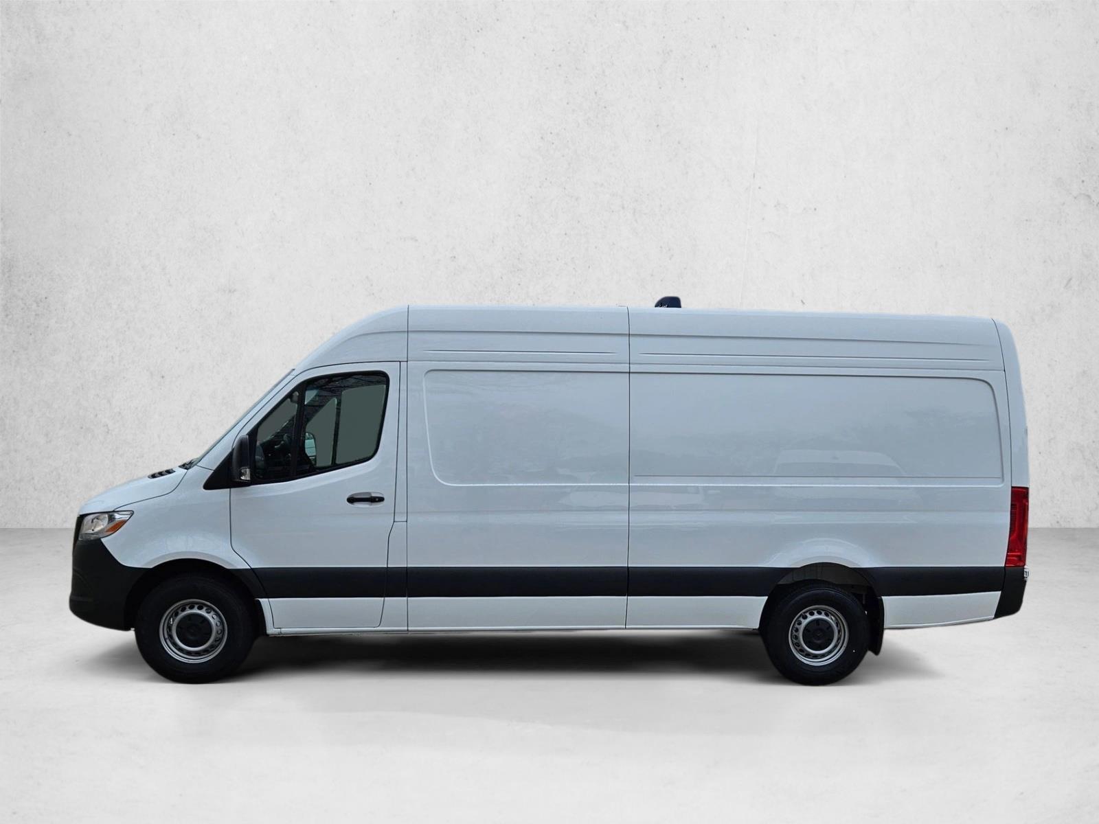 Thumbnail: 2026 Mercedes-Benz Sprinter - 2