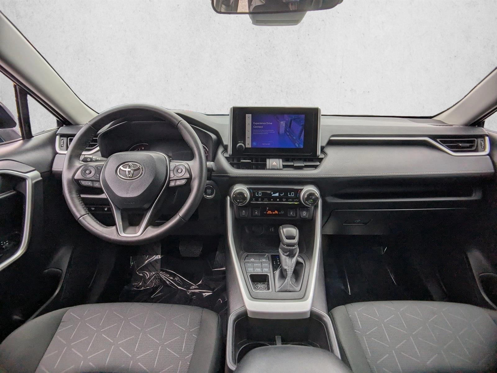 Thumbnail: 2024 Toyota RAV4 - 4