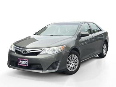 2014 Toyota Camry LE -
                  Leesburg, VA