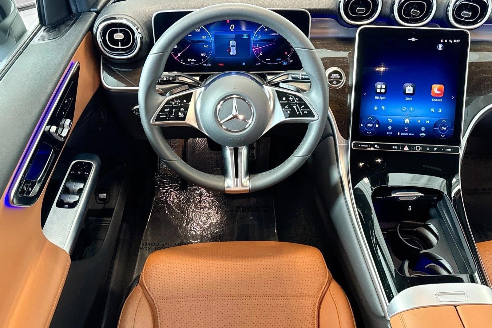 Thumbnail: 2025 Mercedes-Benz GLC - 4
