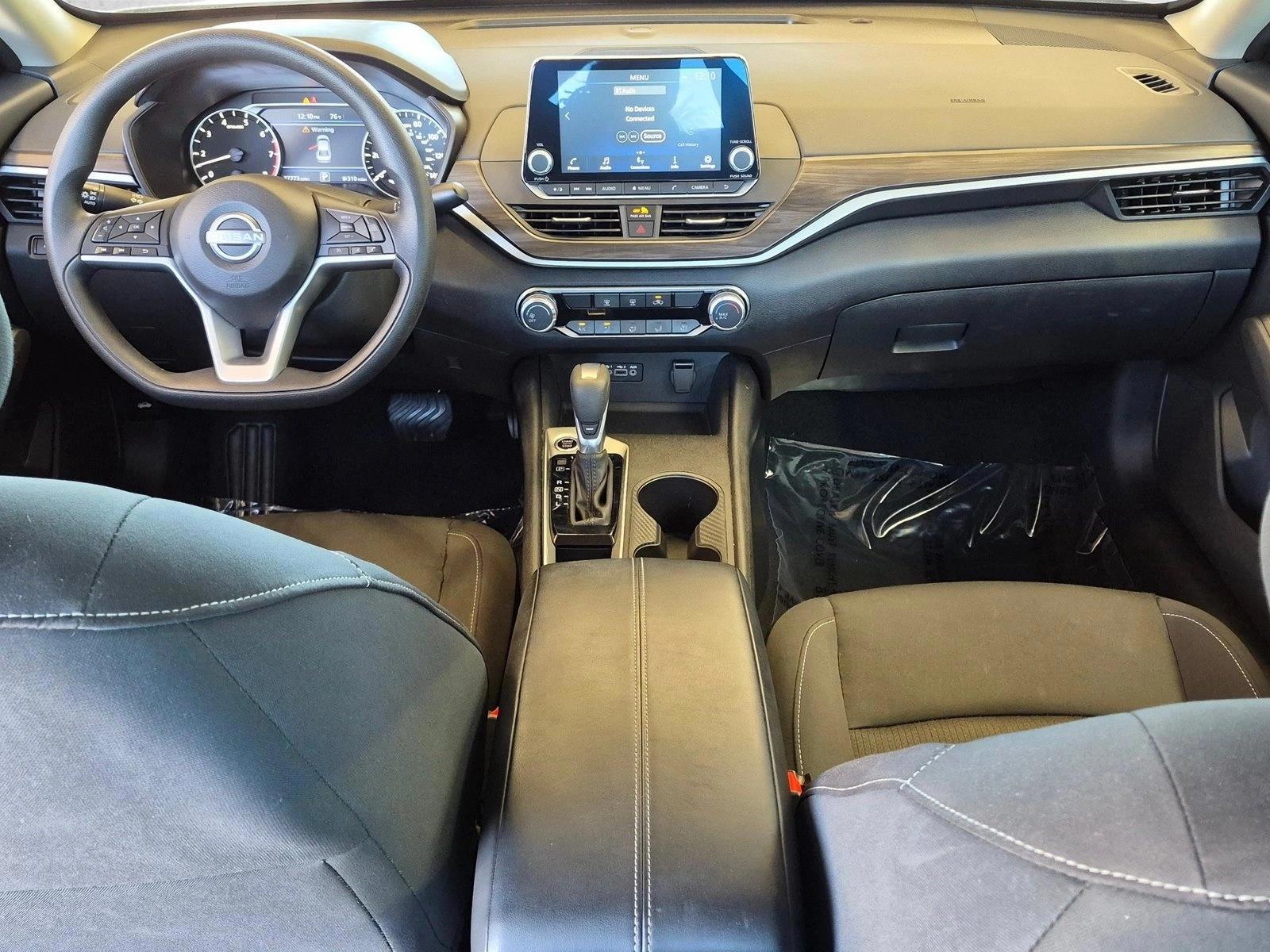 2025 Nissan Altima SV - Photo 16