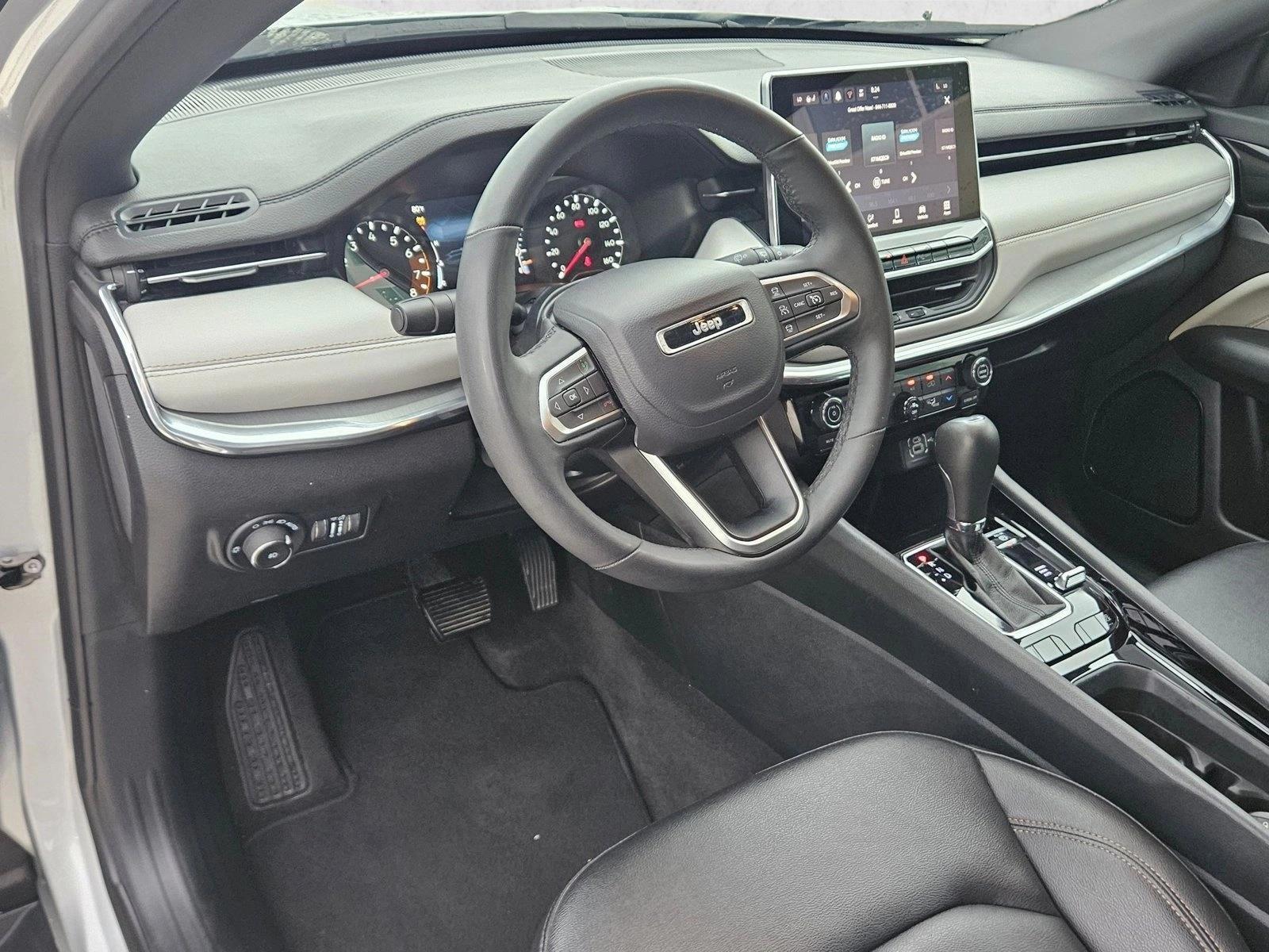 Thumbnail: 2024 Jeep Compass - 3