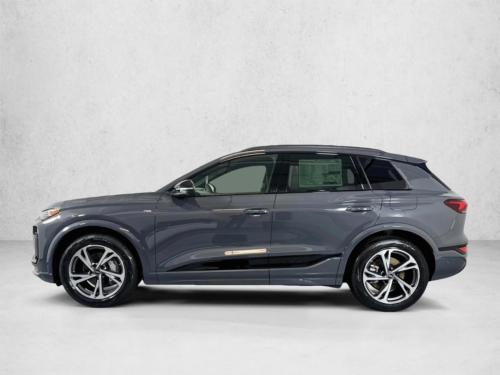 Thumbnail: 2027 Audi Q6 e-tron - 2