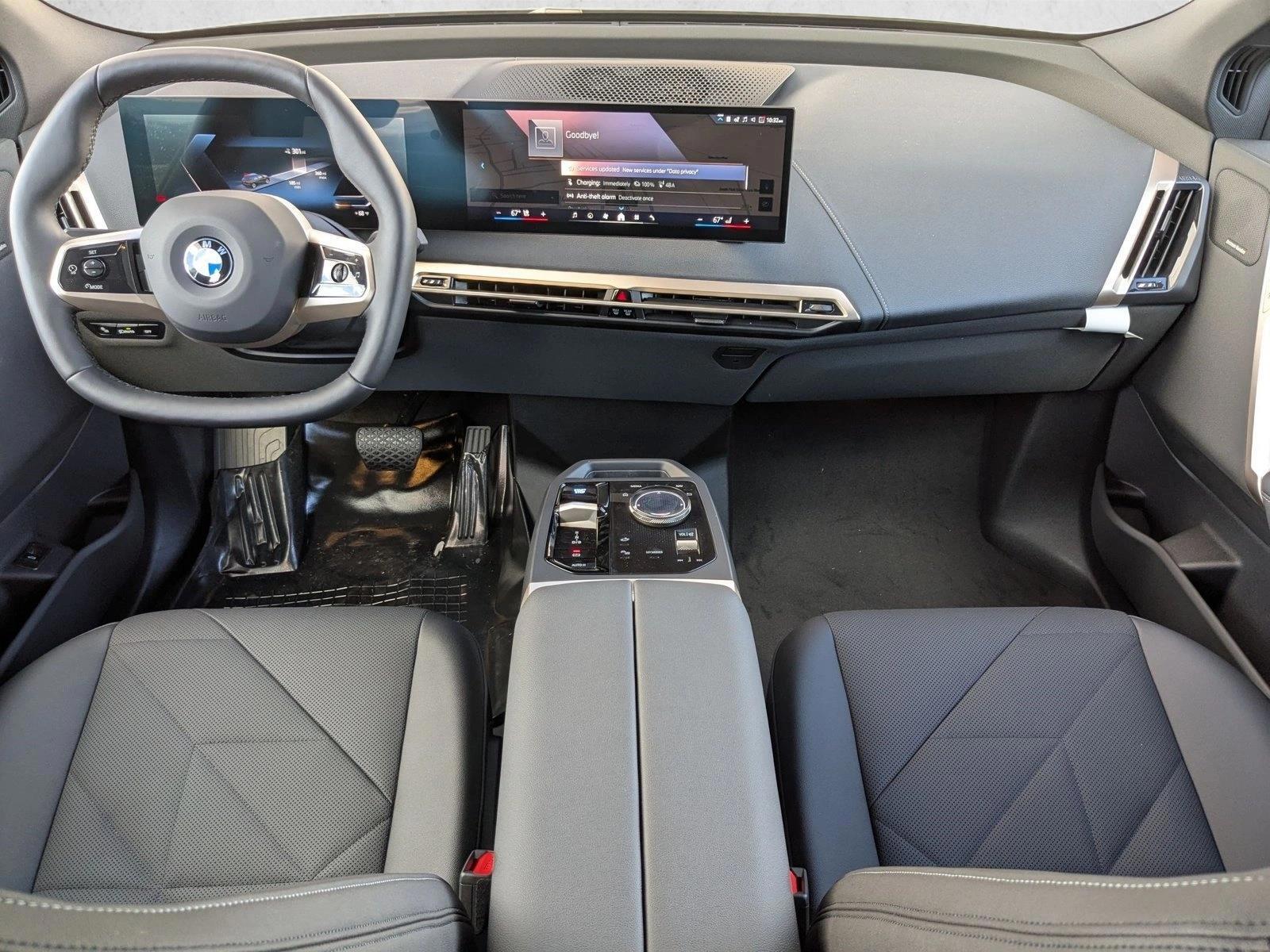 Thumbnail: 2026 BMW iX - 4