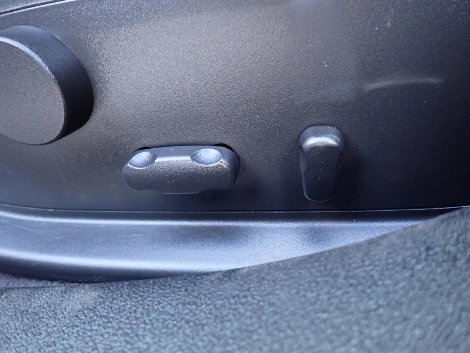 Thumbnail: 2016 Chevrolet Impala - 3