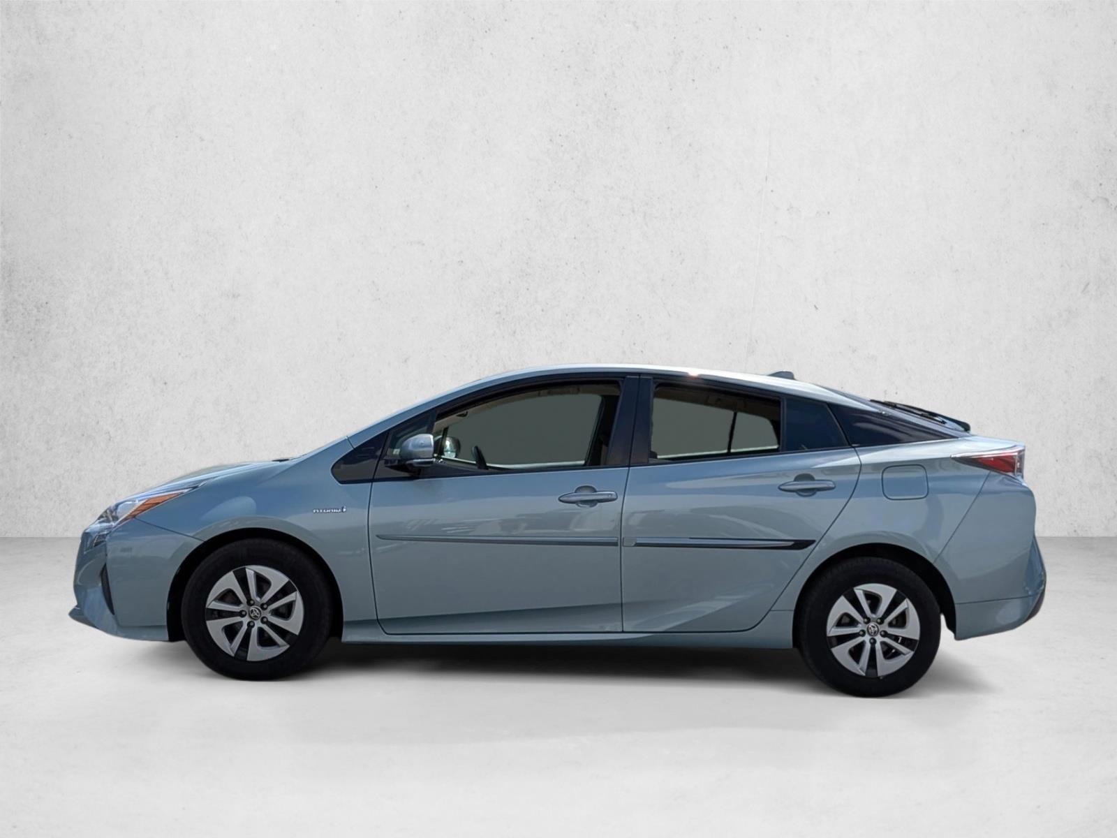 Thumbnail: 2016 Toyota Prius - 2