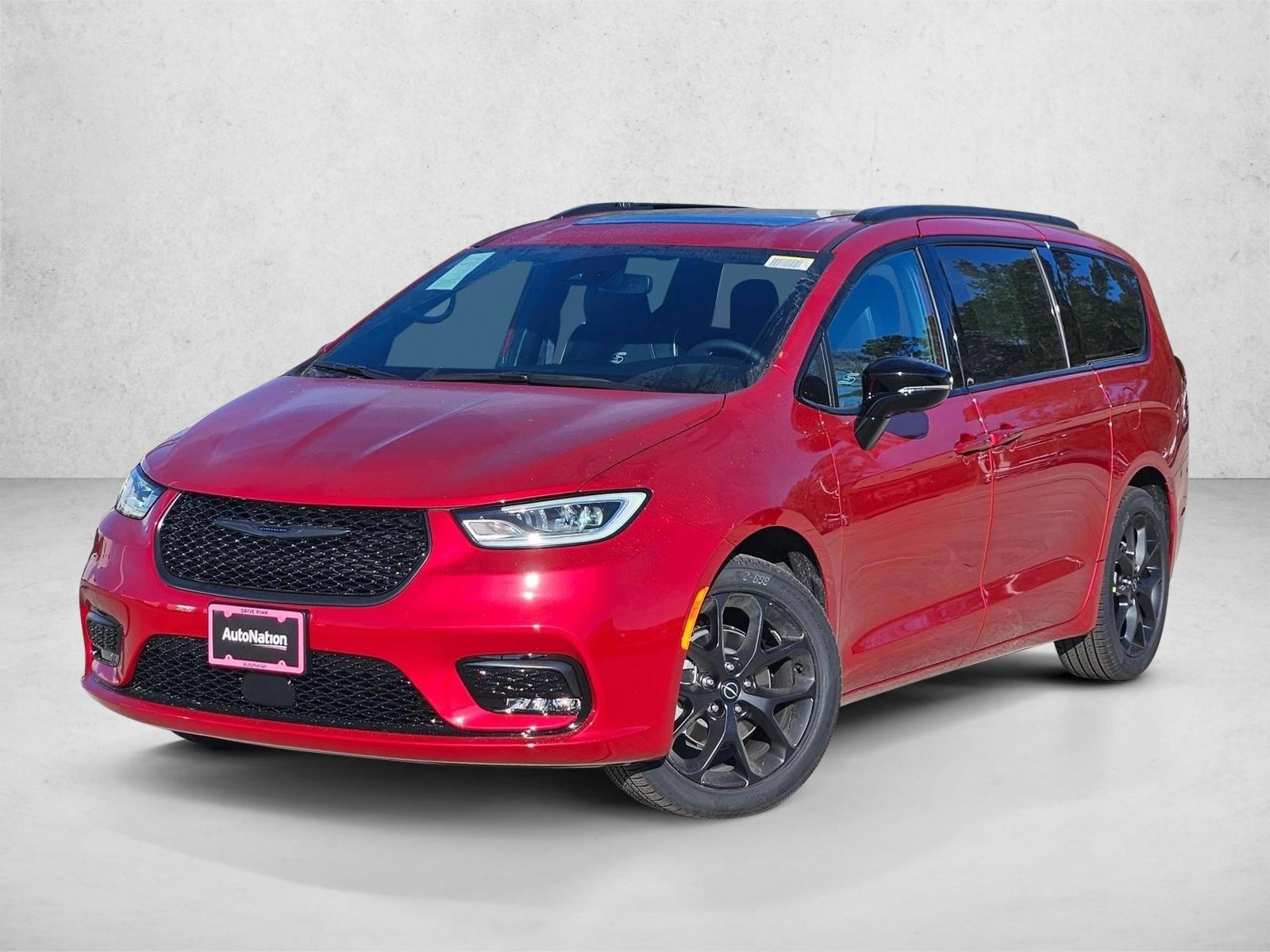 Thumbnail: 2026 Chrysler Pacifica - 1