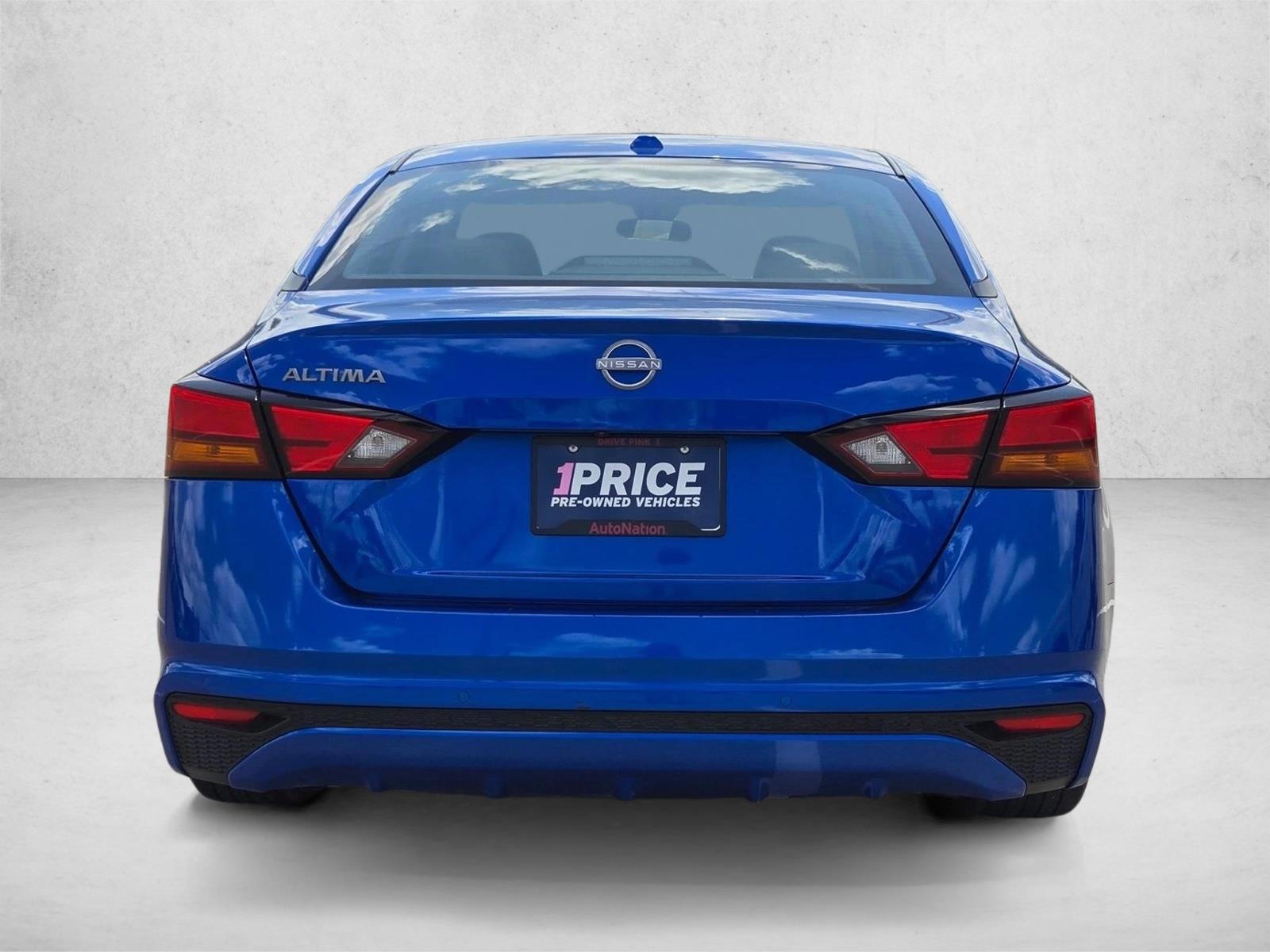 2025 Nissan Altima SV - Photo 7