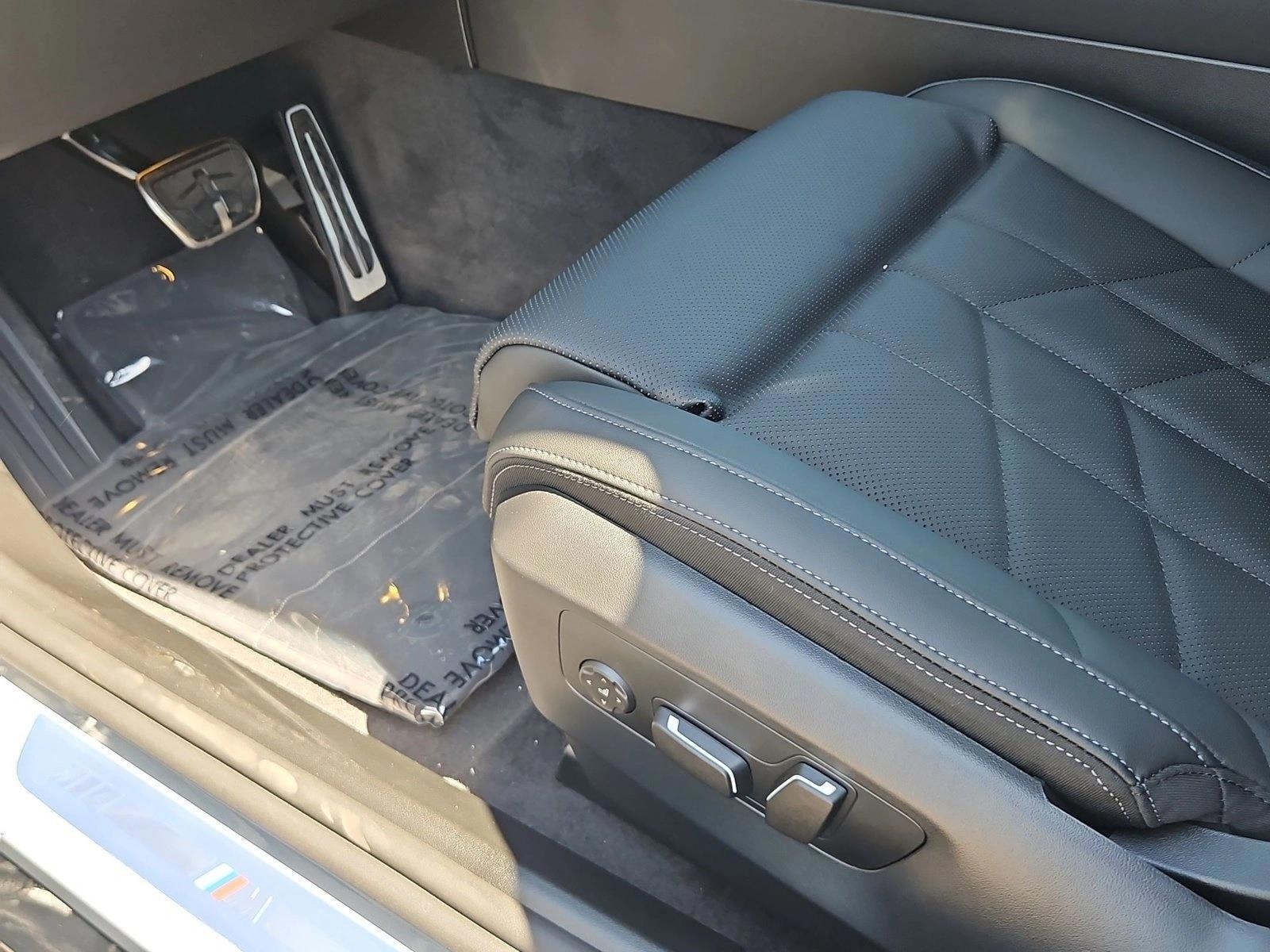 Thumbnail: 2027 BMW 5 Series - 4