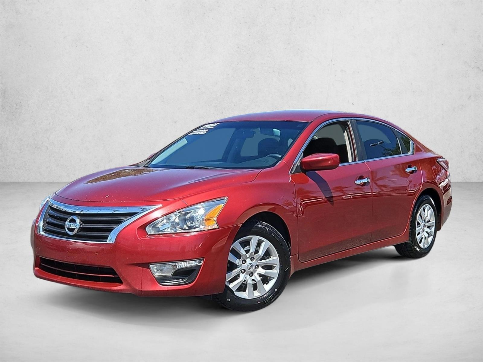 Thumbnail: 2015 Nissan Altima - 1
