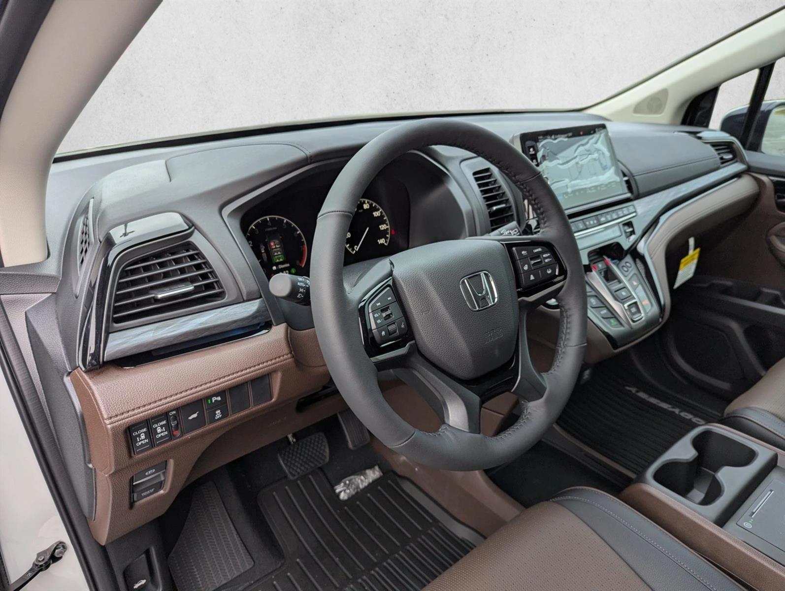 Thumbnail: 2026 Honda Odyssey - 3