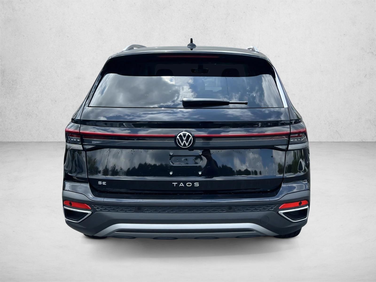 2025 Volkswagen Taos SE - Photo 6