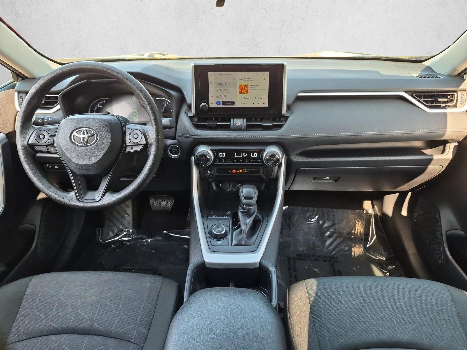 Thumbnail: 2025 Toyota RAV4 - 4