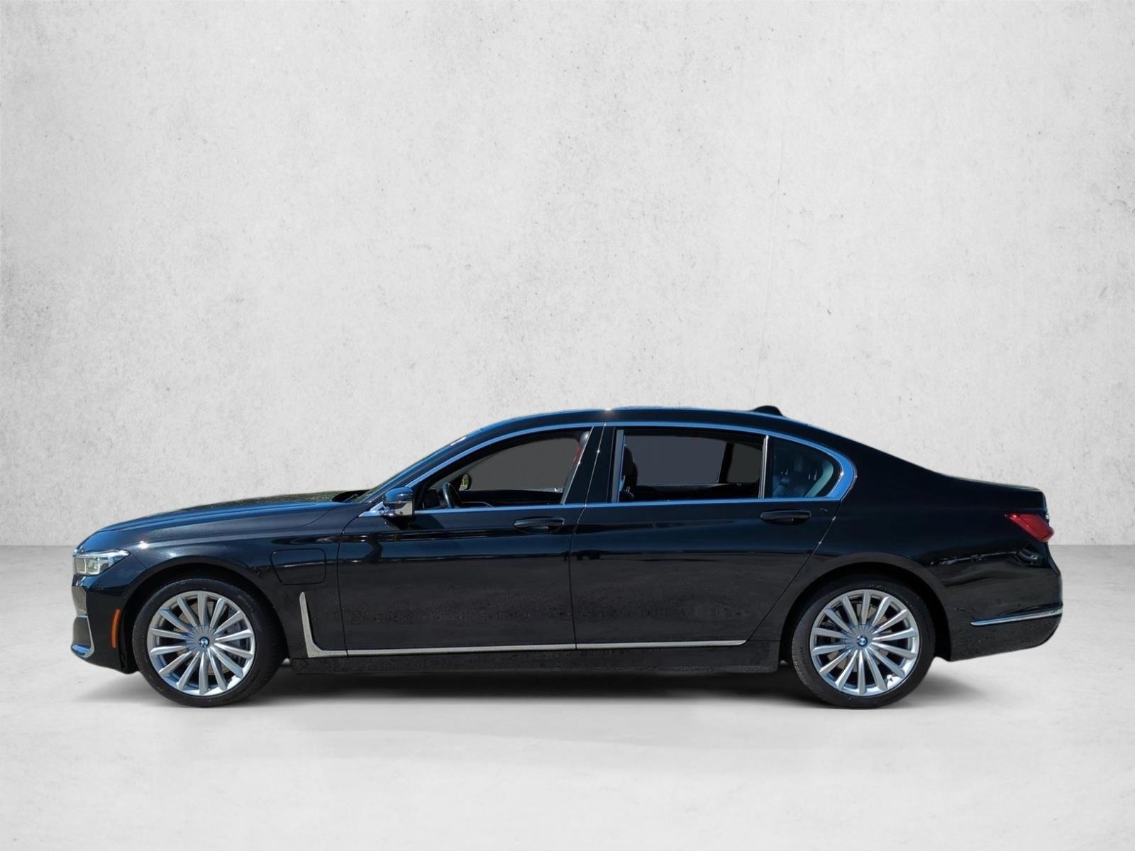 Thumbnail: 2021 BMW 7 Series - 2