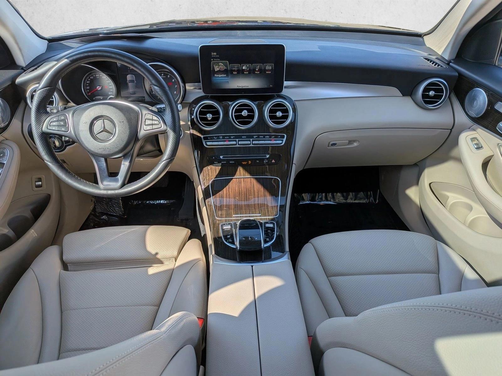 Thumbnail: 2018 Mercedes-Benz GLC - 3