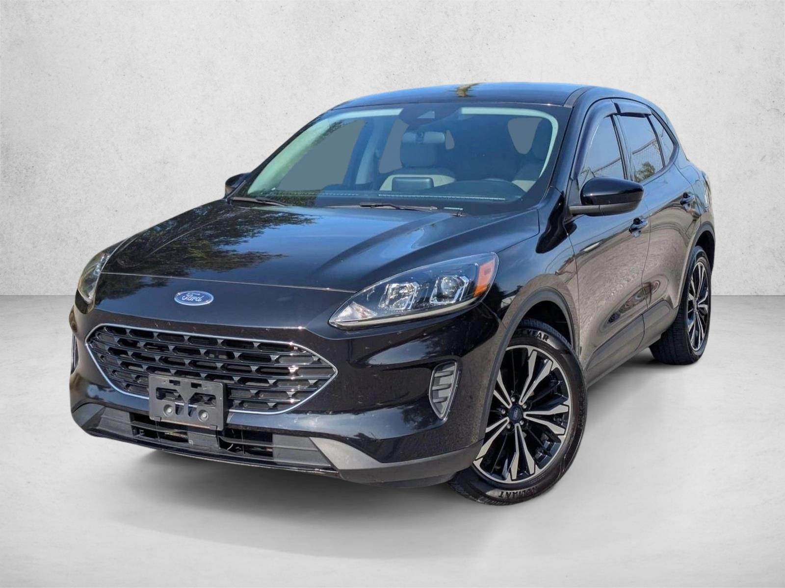 Thumbnail: 2022 Ford Escape - 1