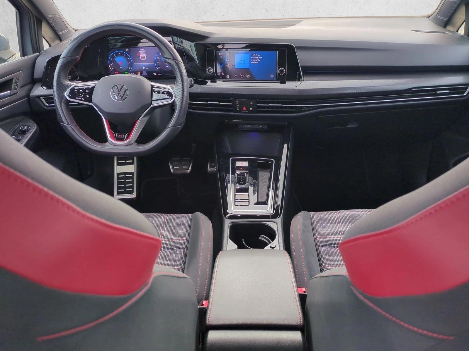 Thumbnail: 2024 Volkswagen Golf - 3