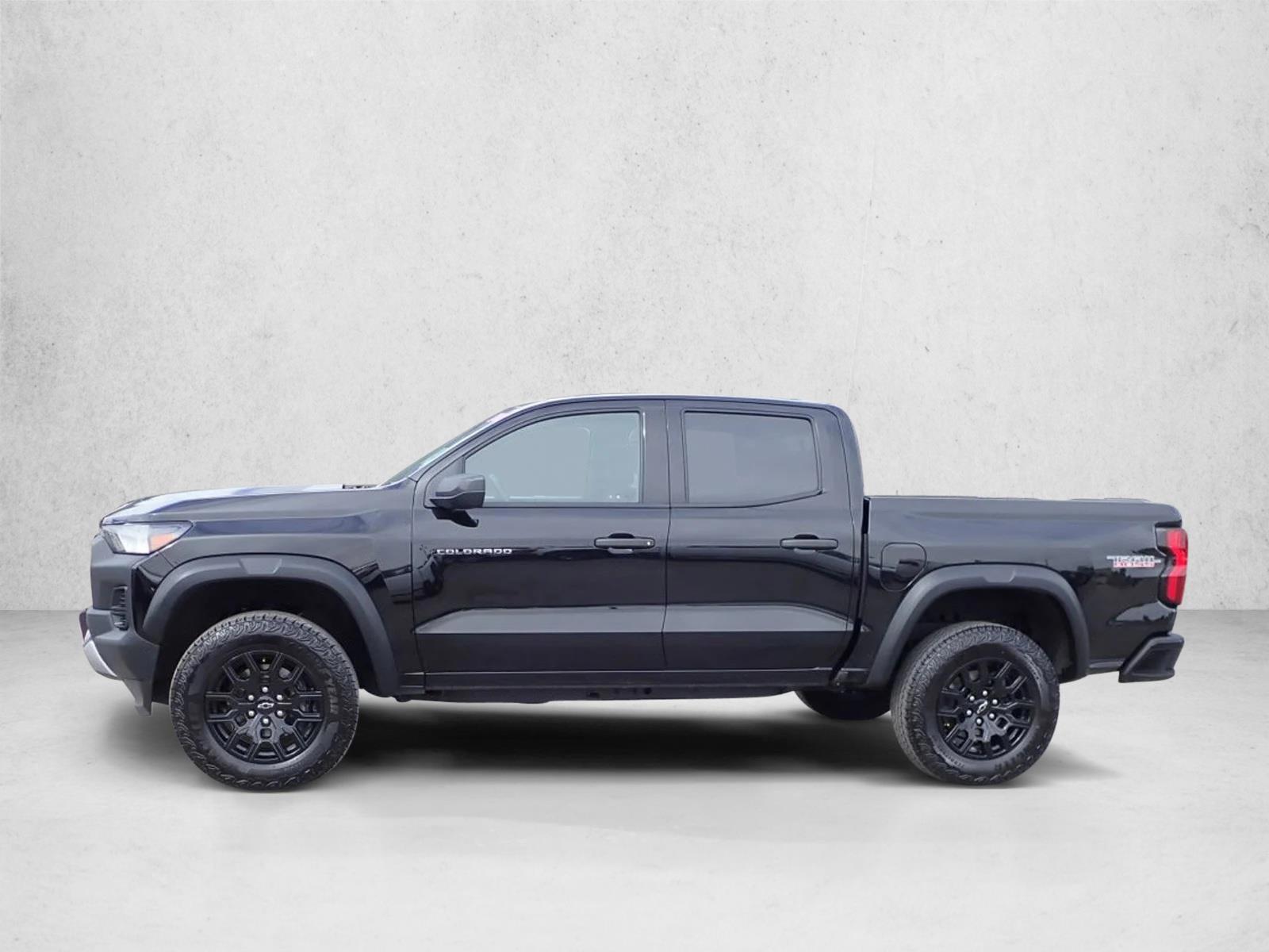 Thumbnail: 2024 Chevrolet Colorado - 2