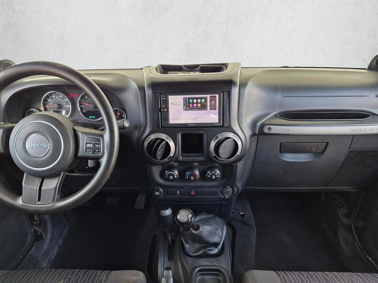 Thumbnail: 2011 Jeep Wrangler - 3