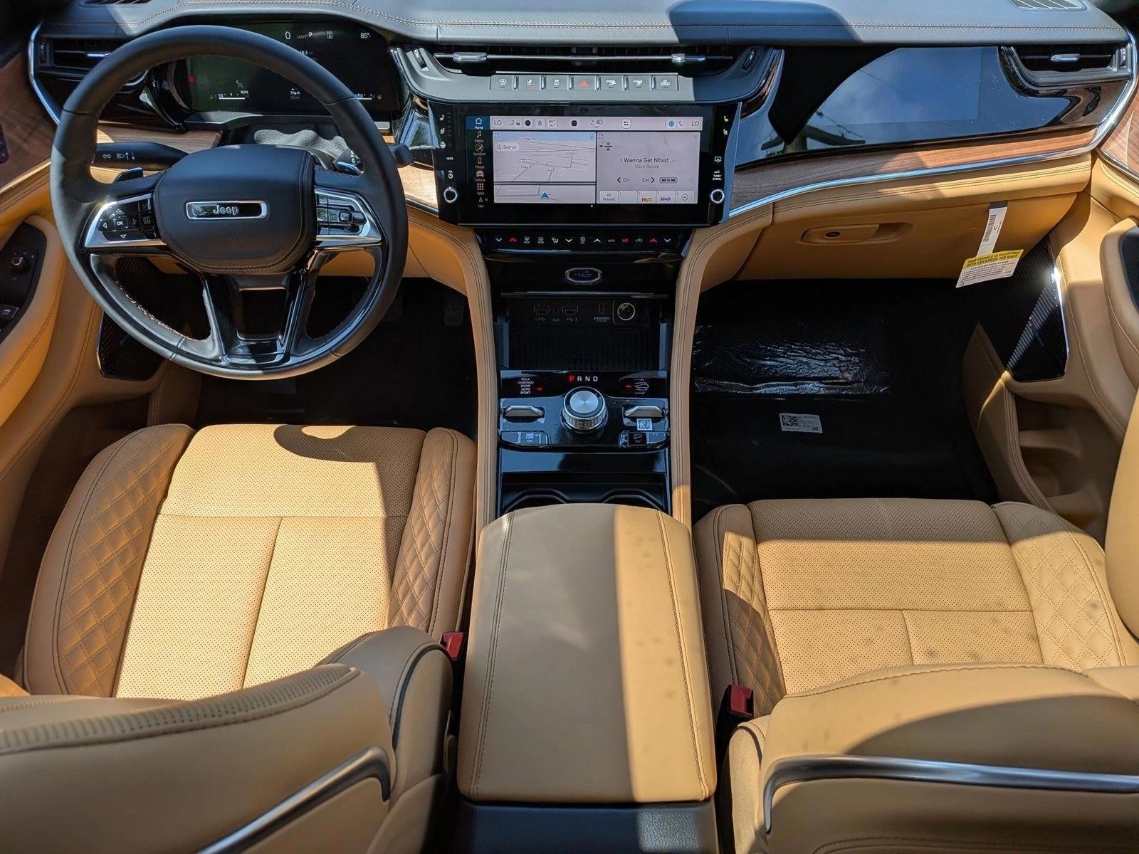 Thumbnail: 2026 Jeep Grand Cherokee L - 3