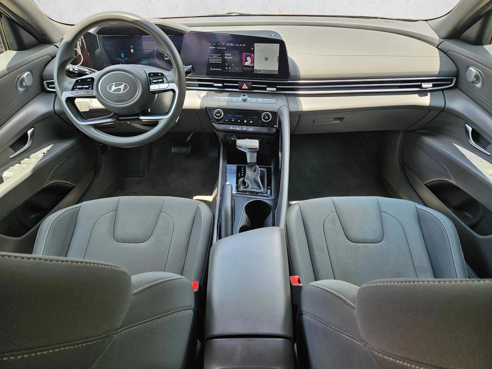 Thumbnail: 2024 Hyundai Elantra - 3