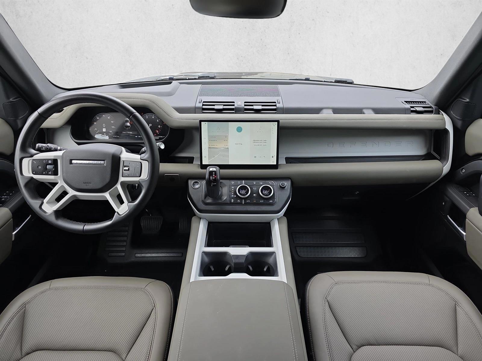 Thumbnail: 2025 Land Rover Defender - 3