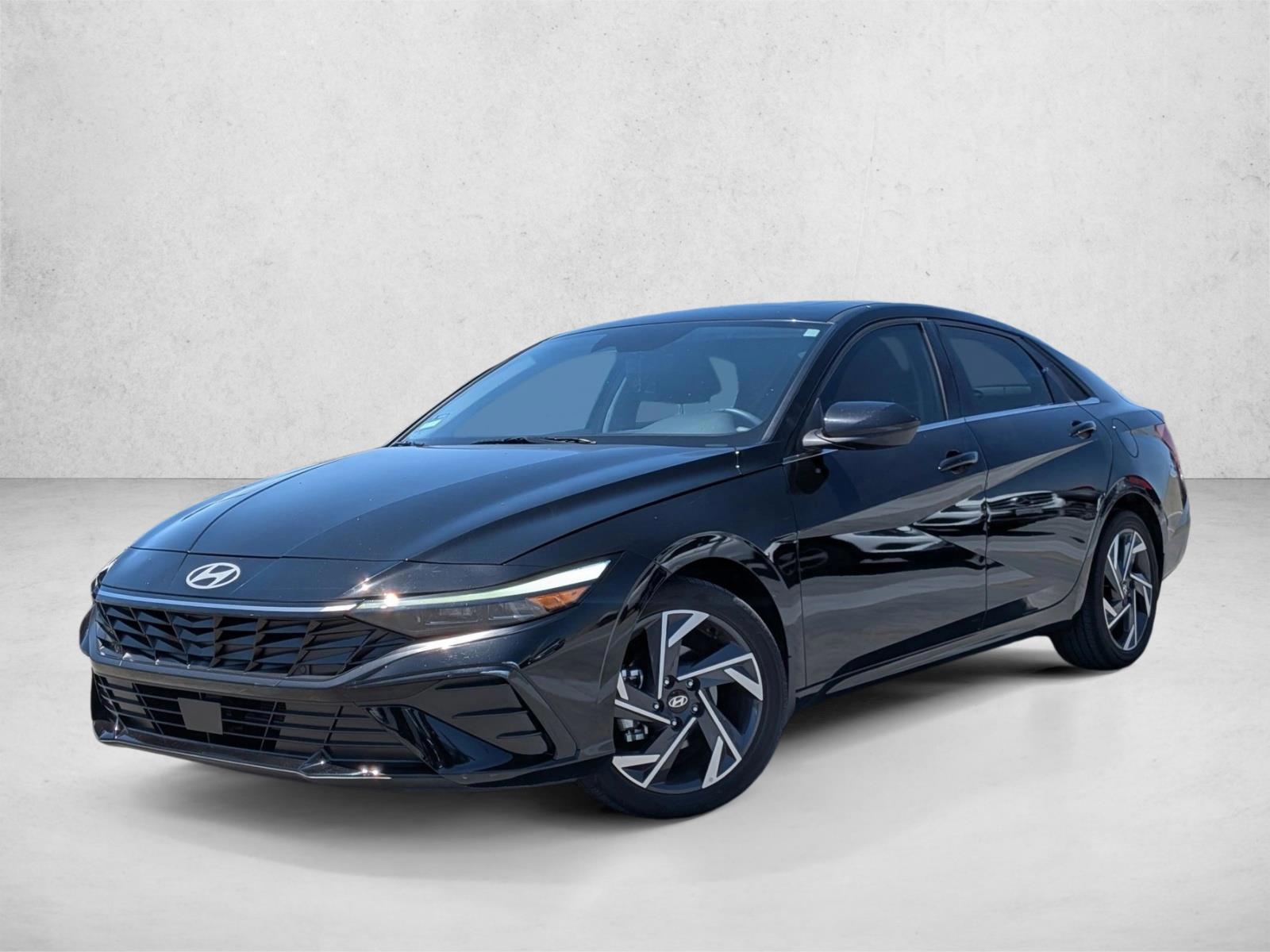 Thumbnail: 2025 Hyundai Elantra - 1