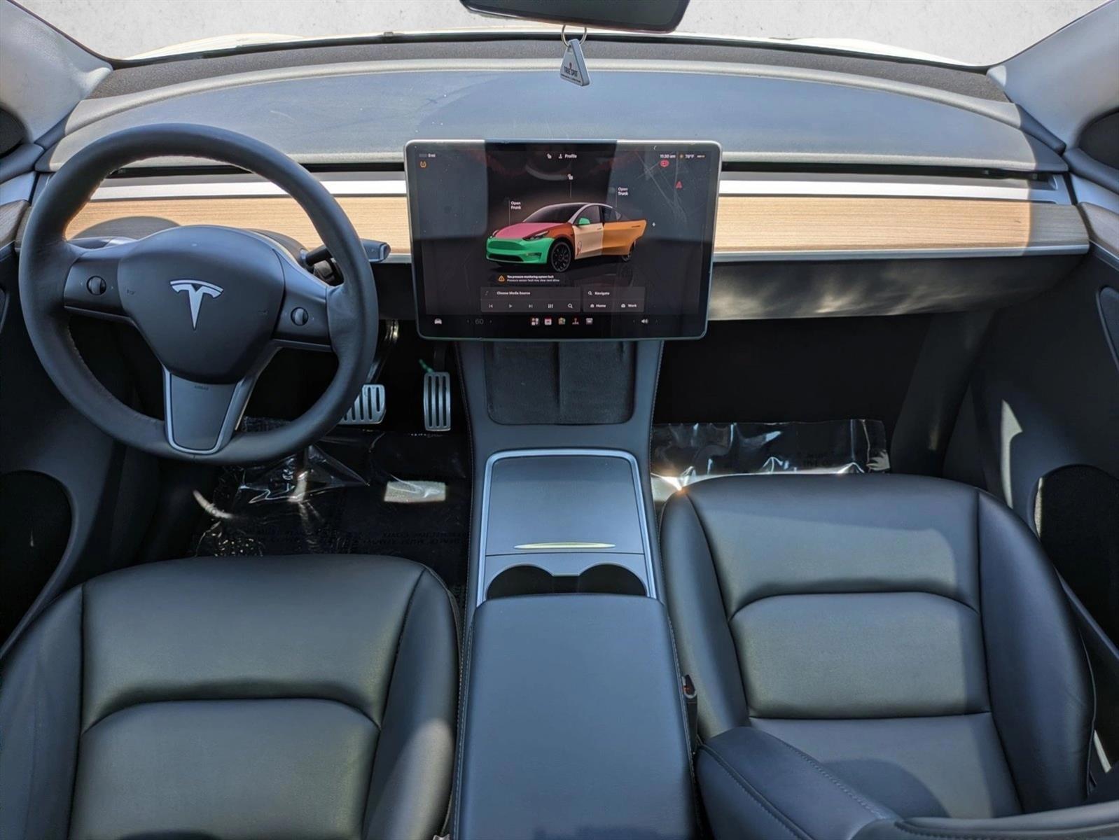 Thumbnail: 2023 Tesla Model Y - 3