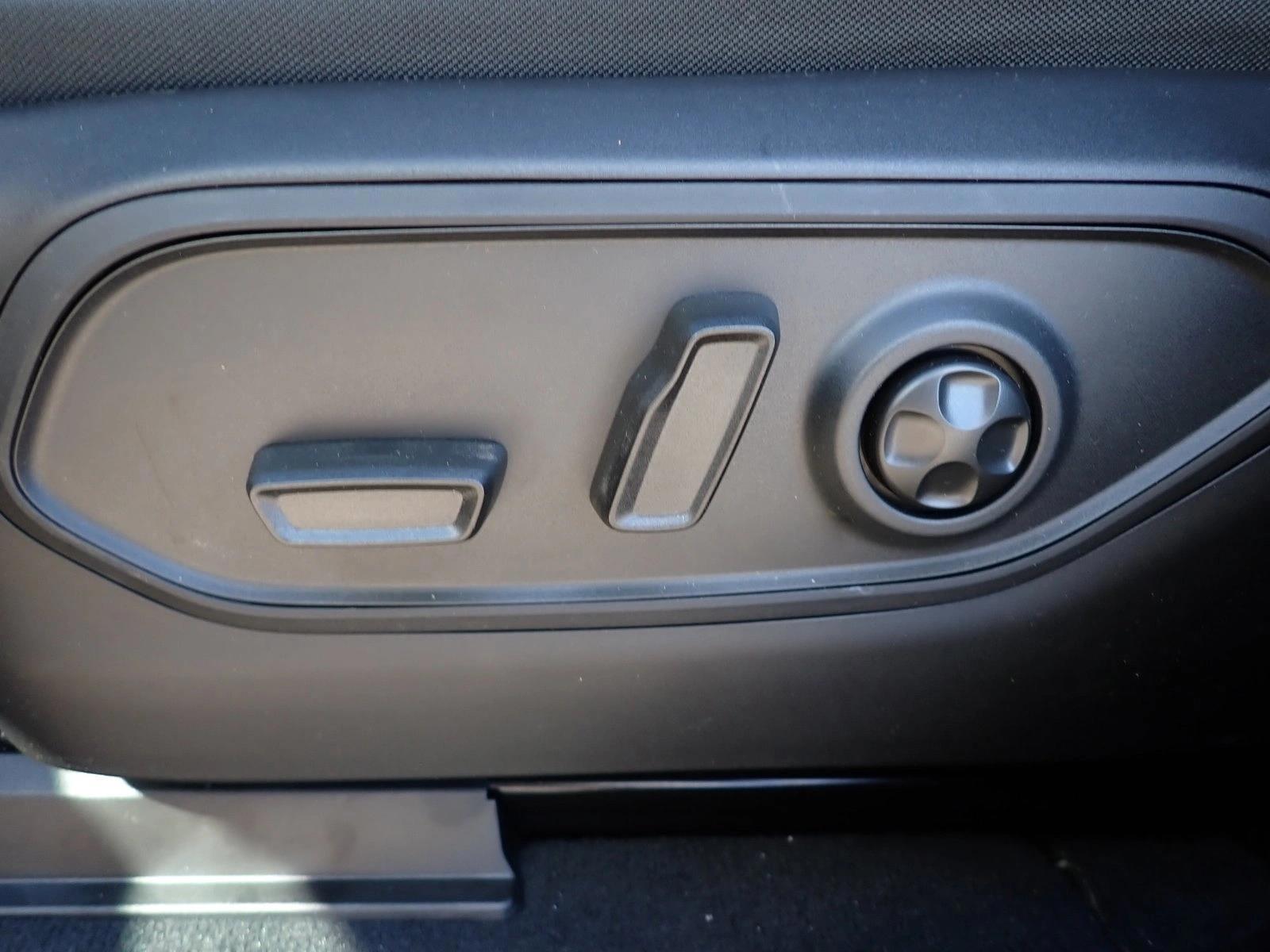 Thumbnail: 2026 Jeep Grand Cherokee - 4