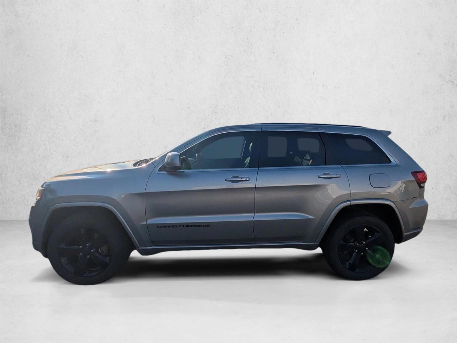 Thumbnail: 2015 Jeep Grand Cherokee - 2