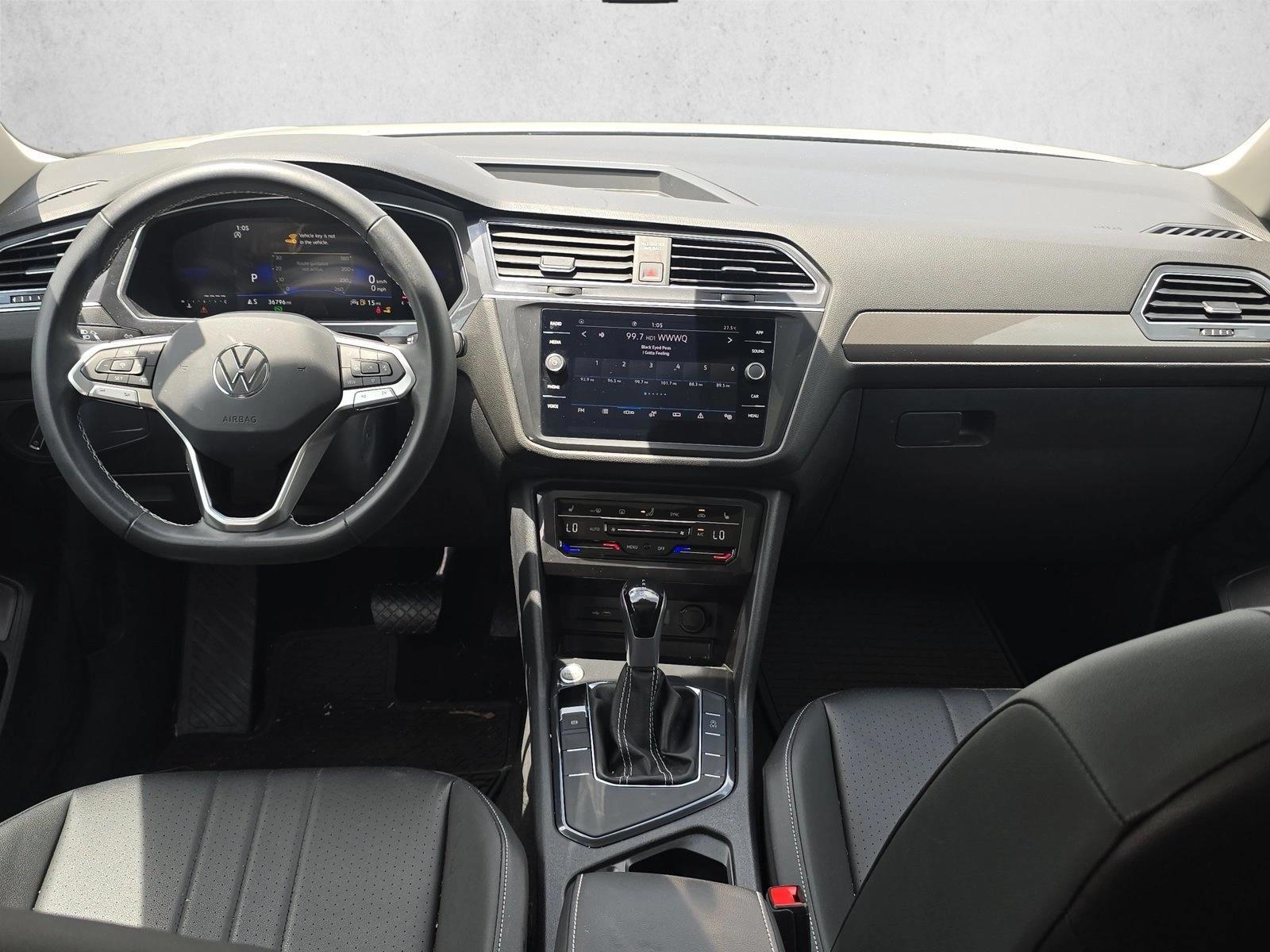 Thumbnail: 2023 Volkswagen Tiguan - 2