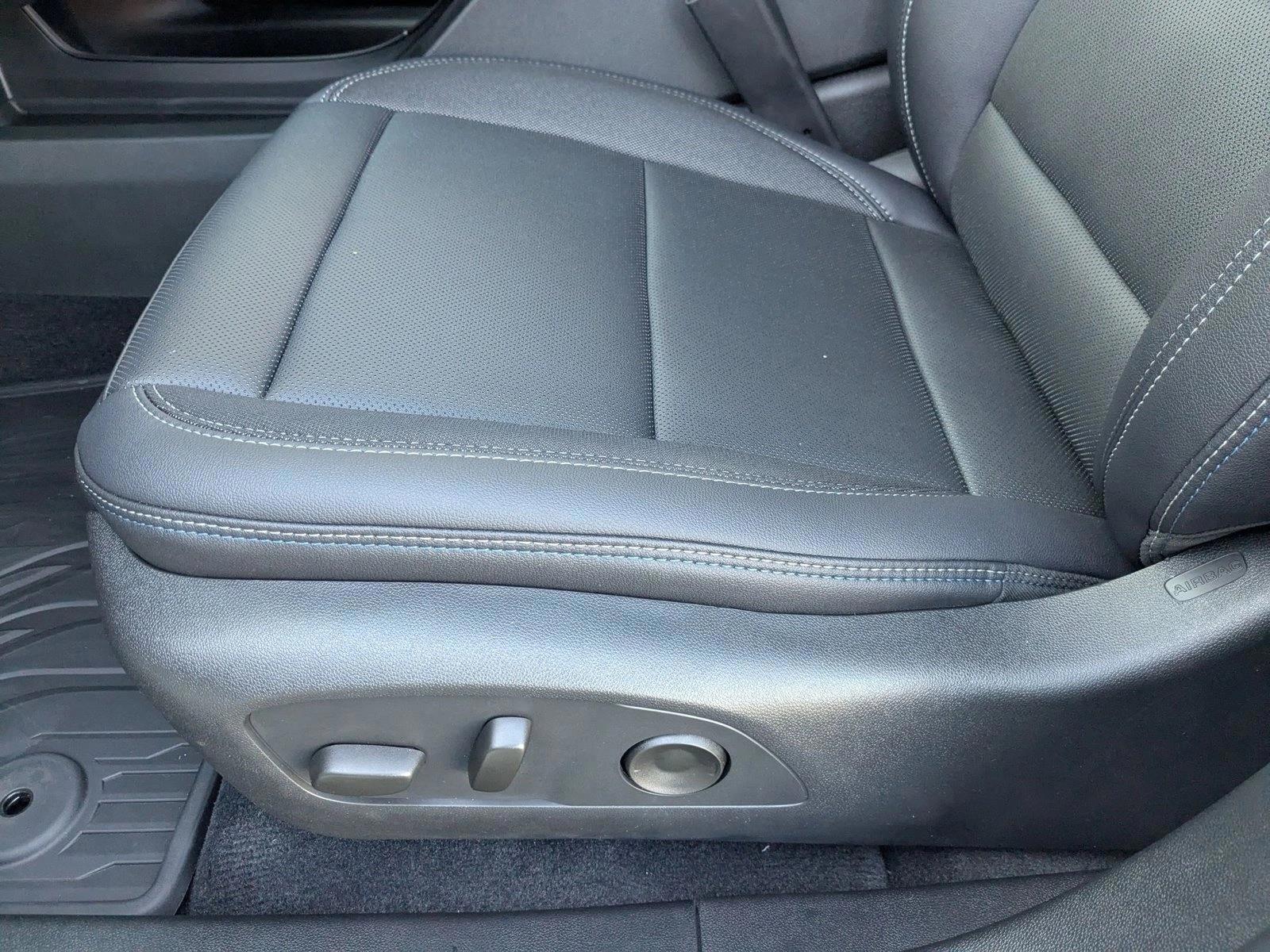 Thumbnail: 2026 Chevrolet Equinox - 5