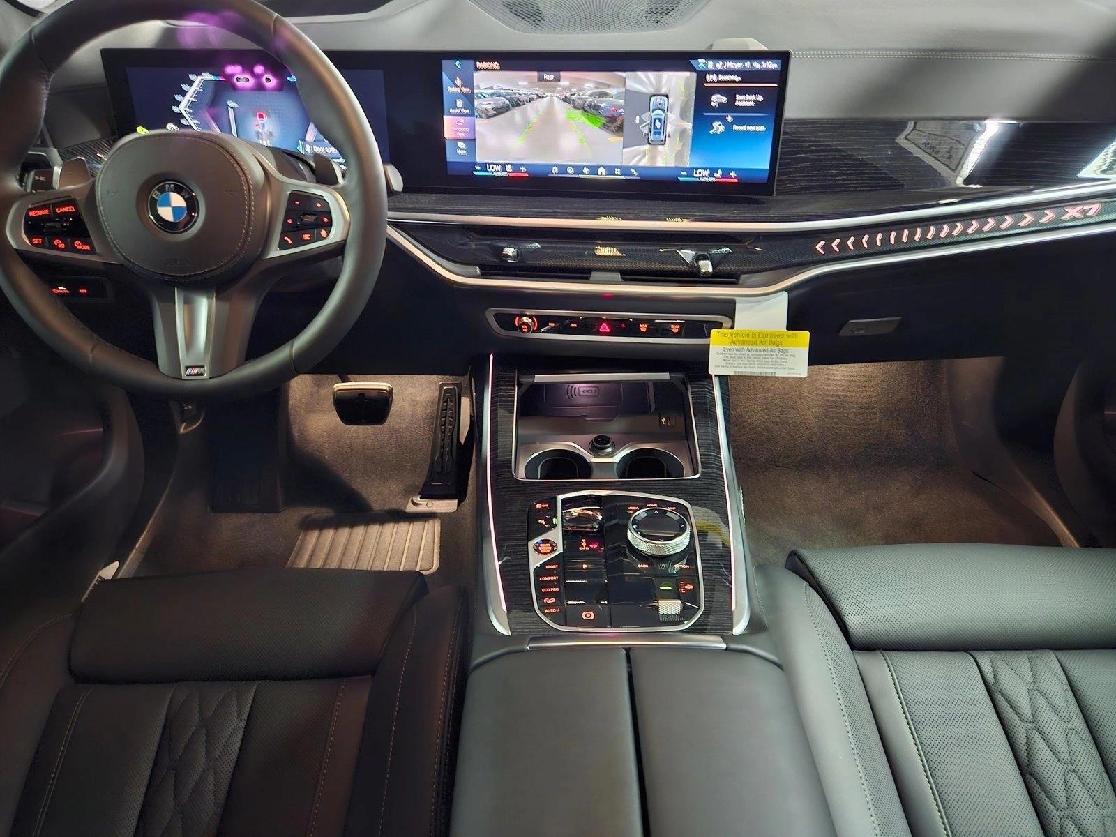 Thumbnail: 2027 BMW X7 - 4