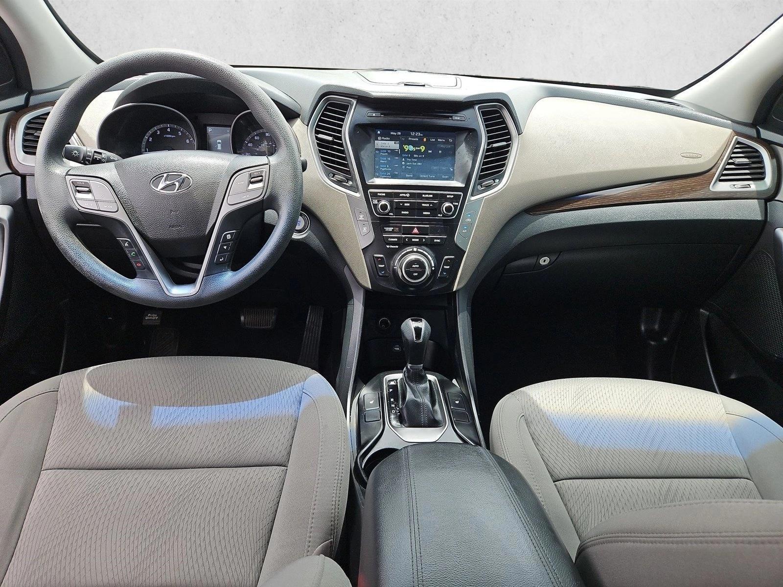 Thumbnail: 2018 Hyundai Santa Fe - 3