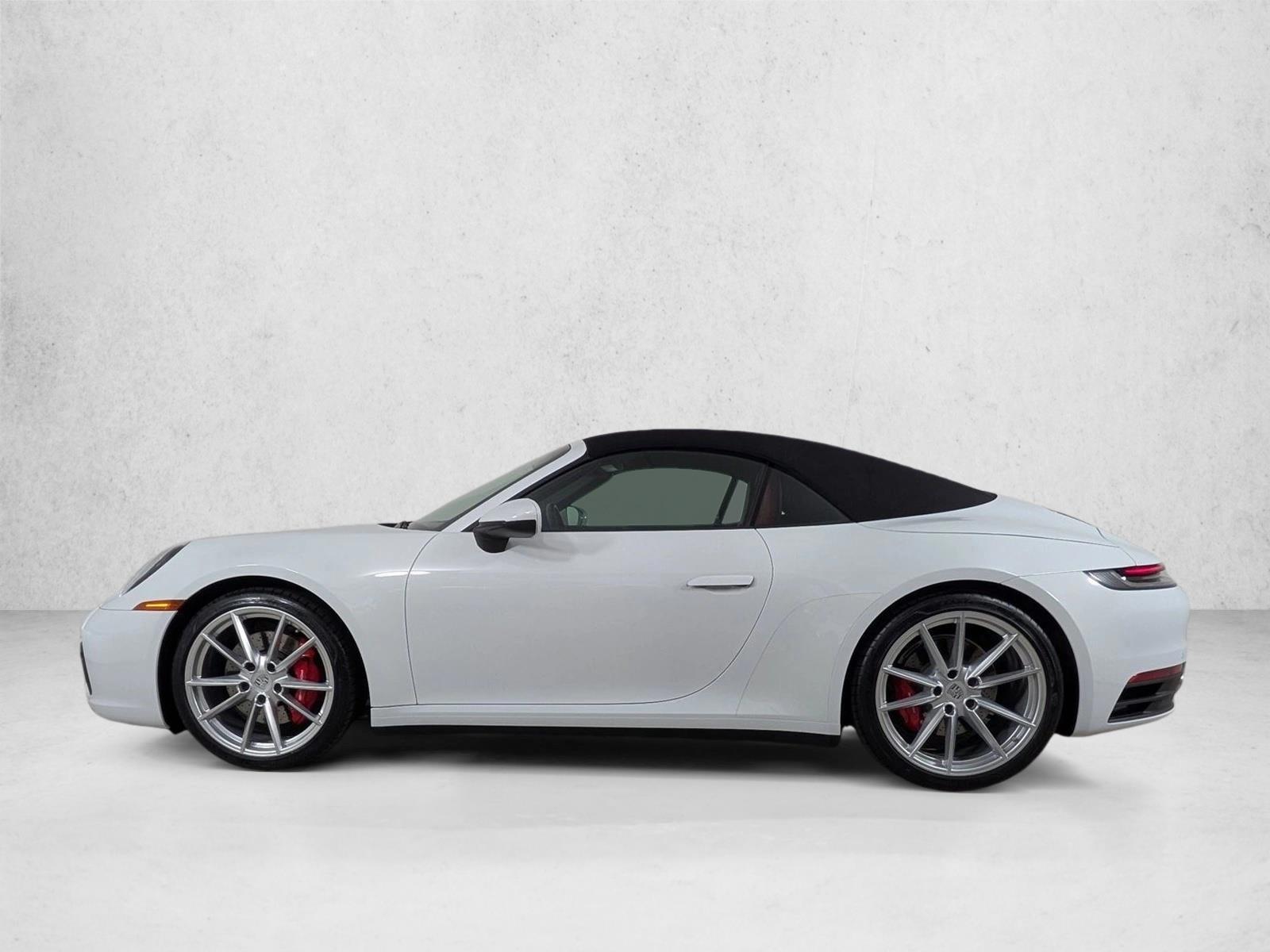 Thumbnail: 2020 Porsche 911 - 3