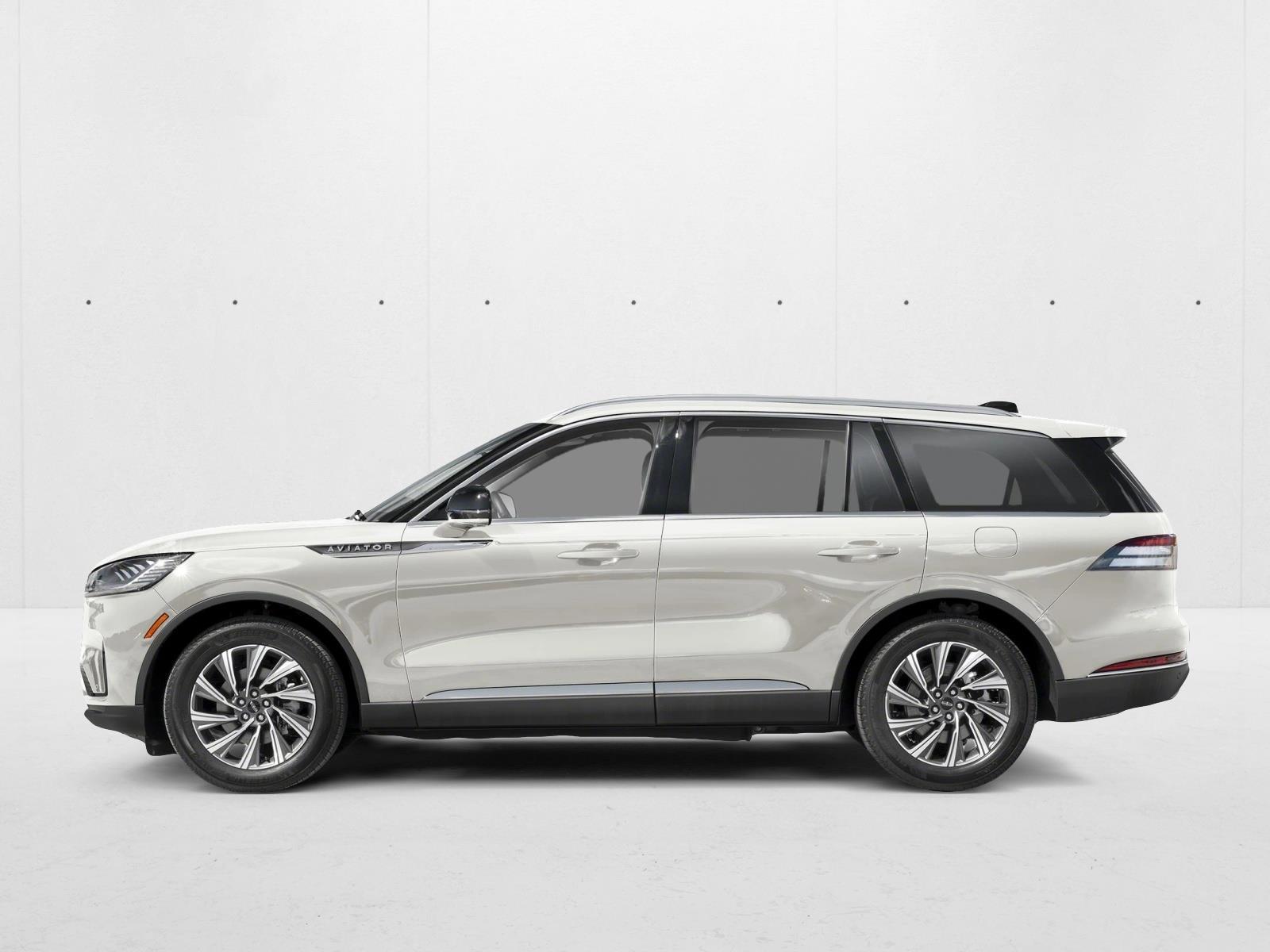 Thumbnail: 2026 Lincoln Aviator - 2