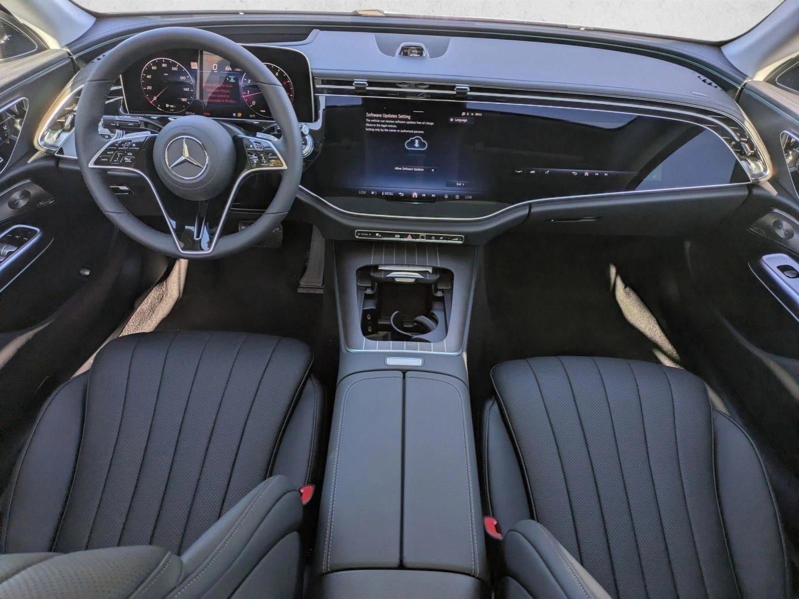 Thumbnail: 2026 Mercedes-Benz E-Class - 4