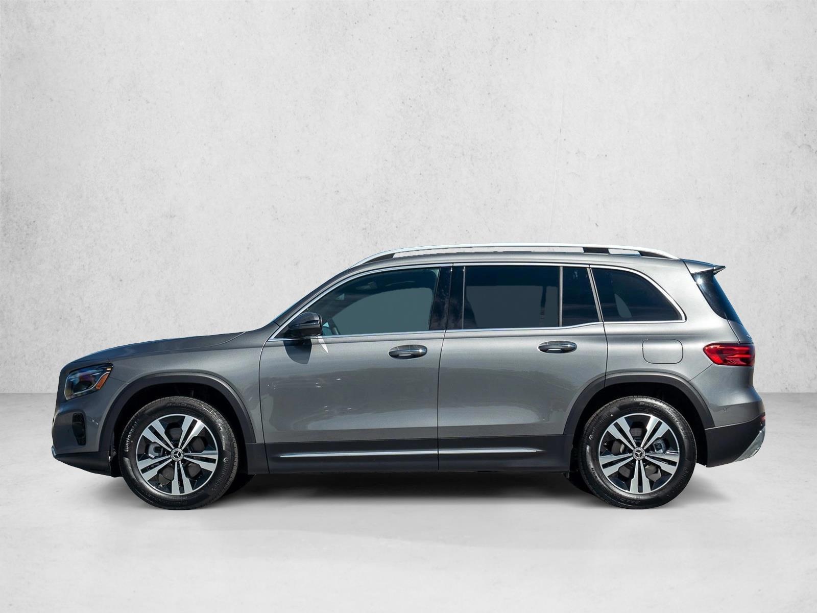 Thumbnail: 2026 Mercedes-Benz GLB - 2
