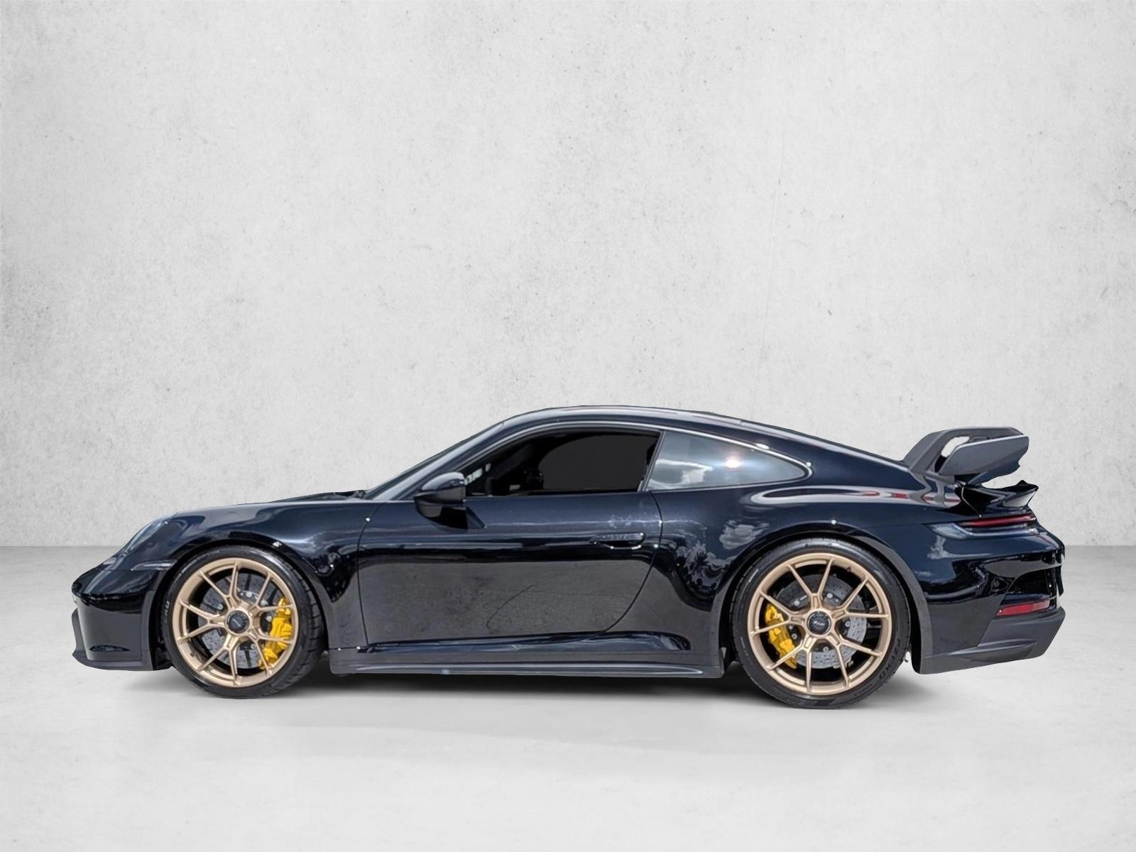 Thumbnail: 2022 Porsche 911 - 2