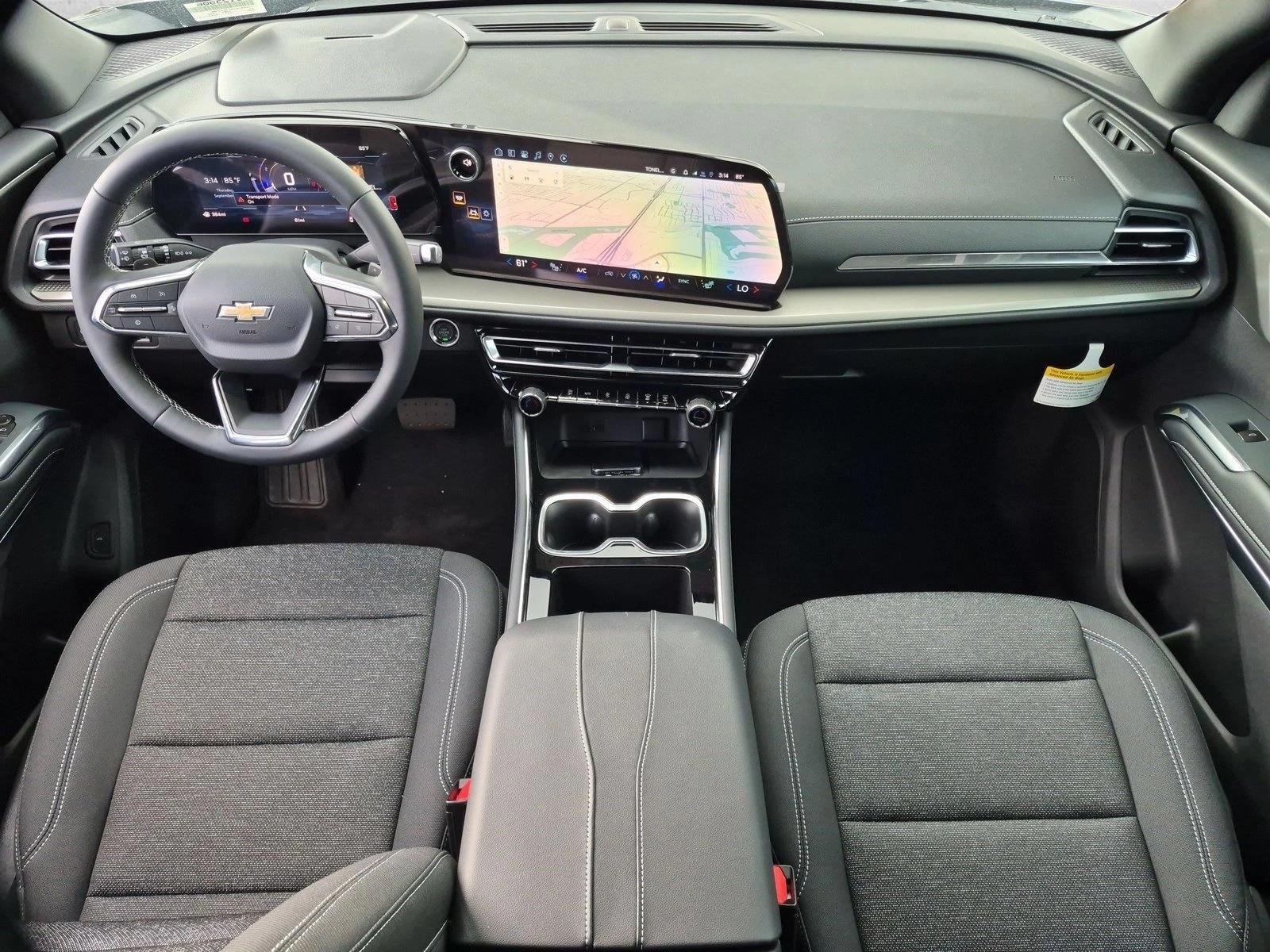 Thumbnail: 2027 Chevrolet Traverse - 4