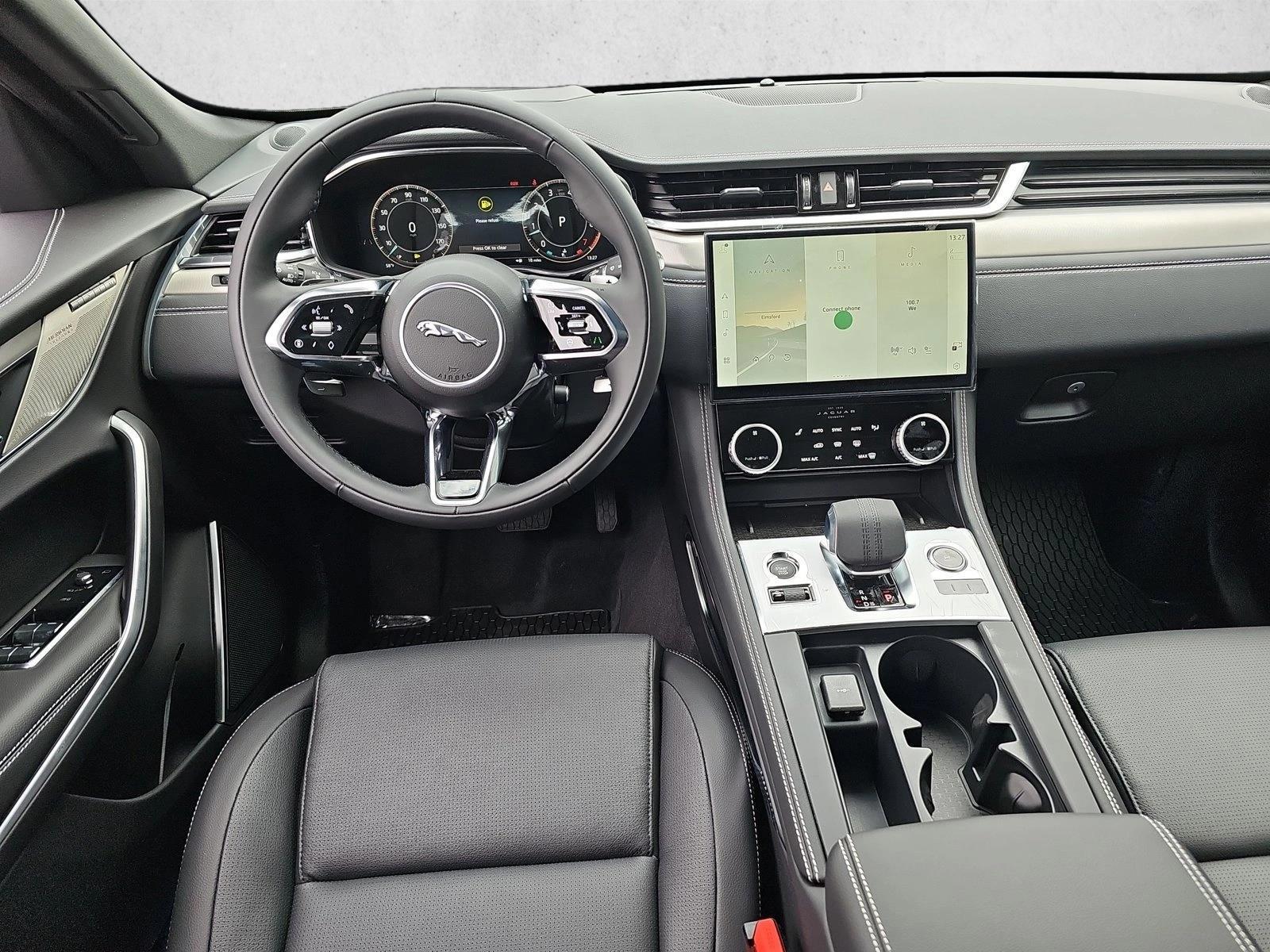 2026 Jaguar F-Pace R-Dynamic S - Photo 10