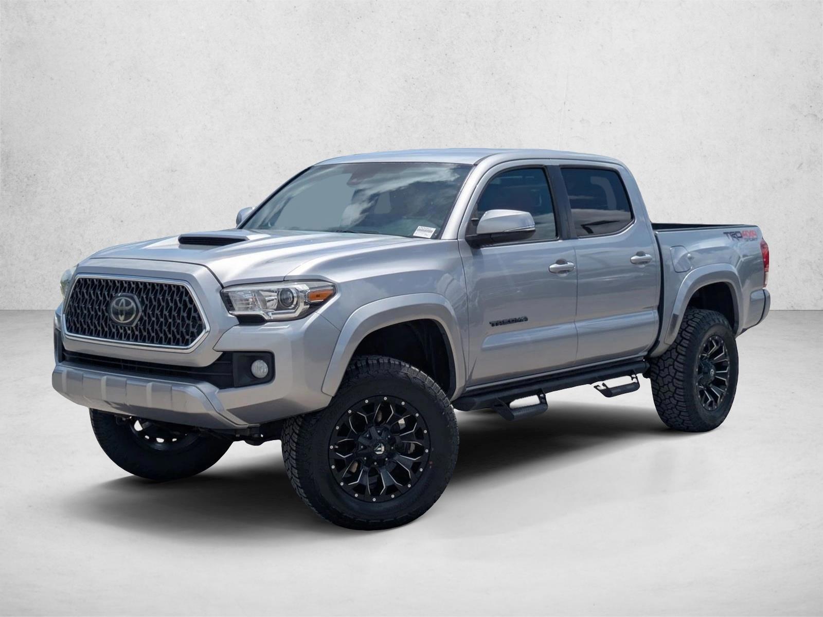 Thumbnail: 2019 Toyota Tacoma - 1