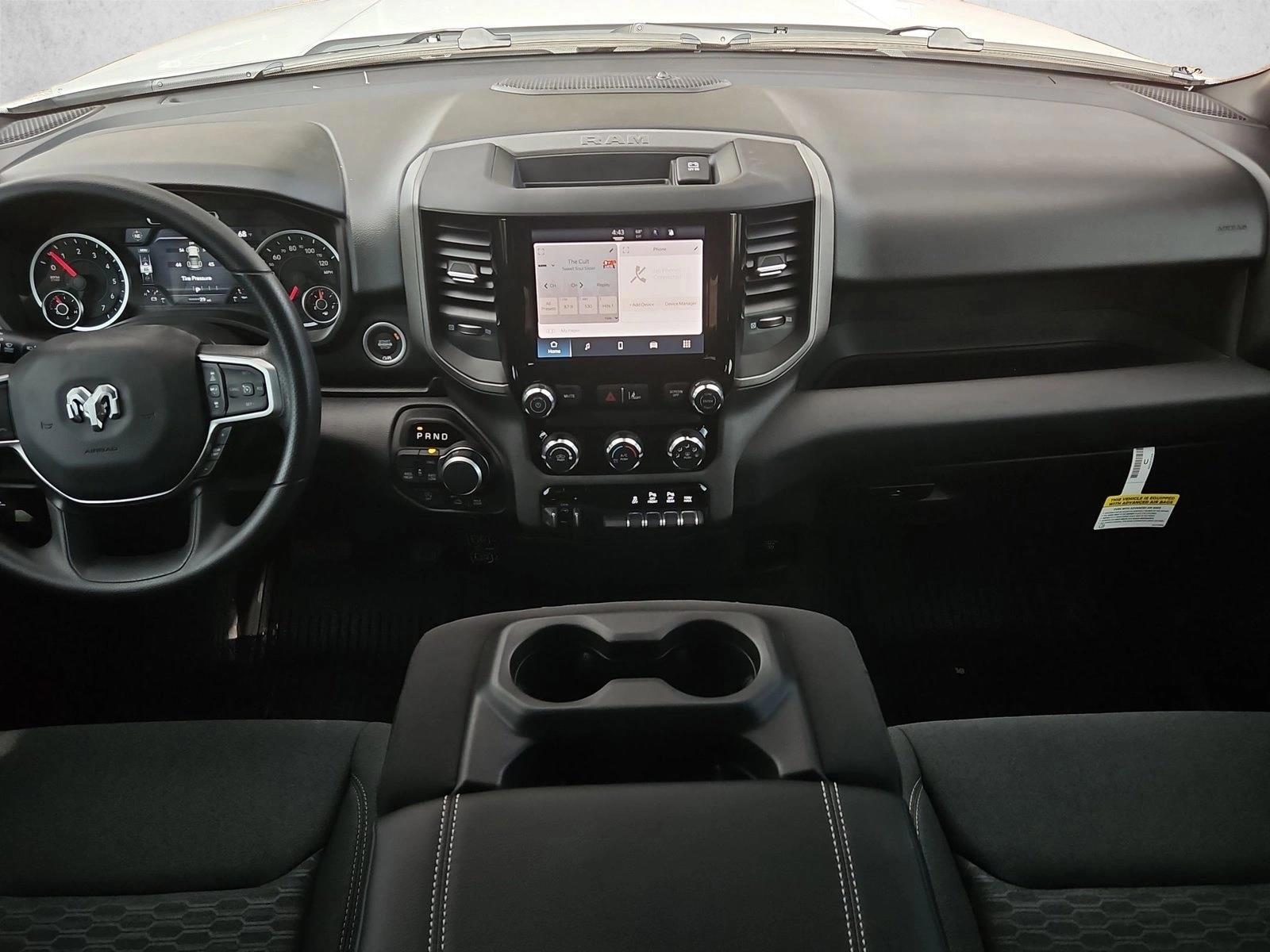 Thumbnail: 2026 RAM 1500 - 4