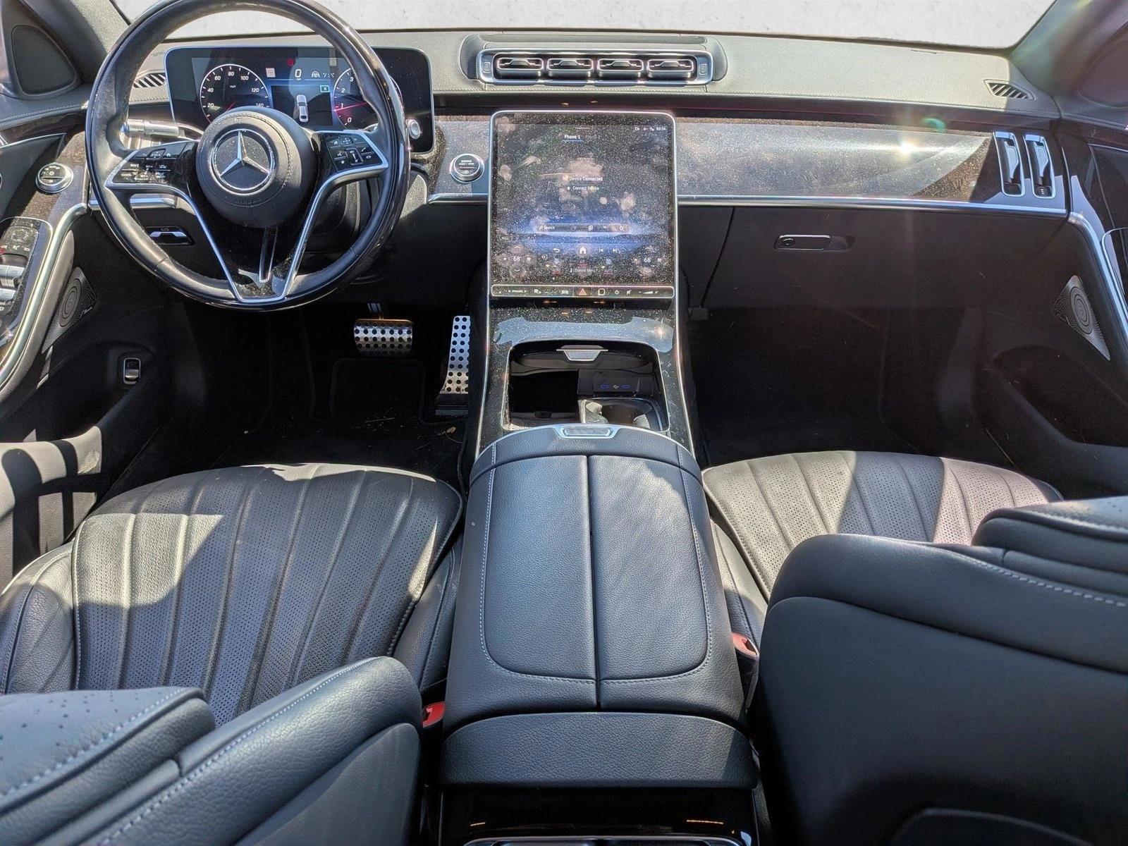 Thumbnail: 2023 Mercedes-Benz S-Class - 4