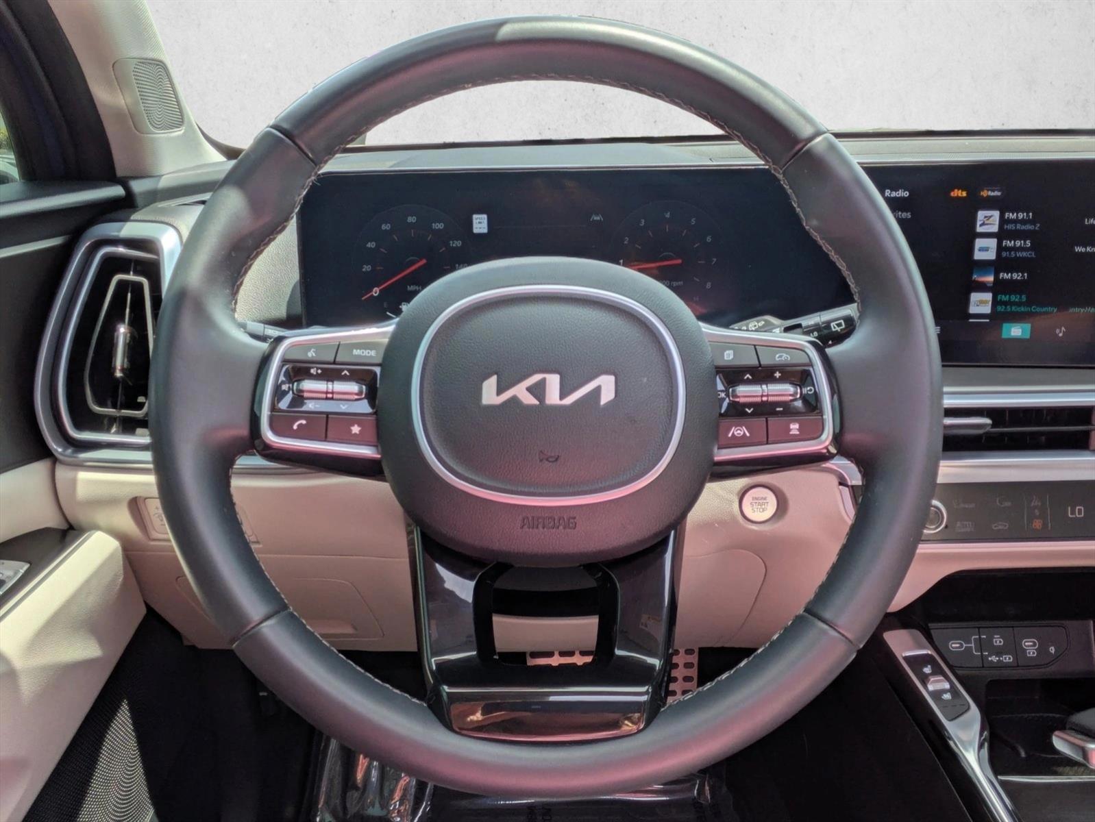 2024 Kia Sorento SX - Photo 10