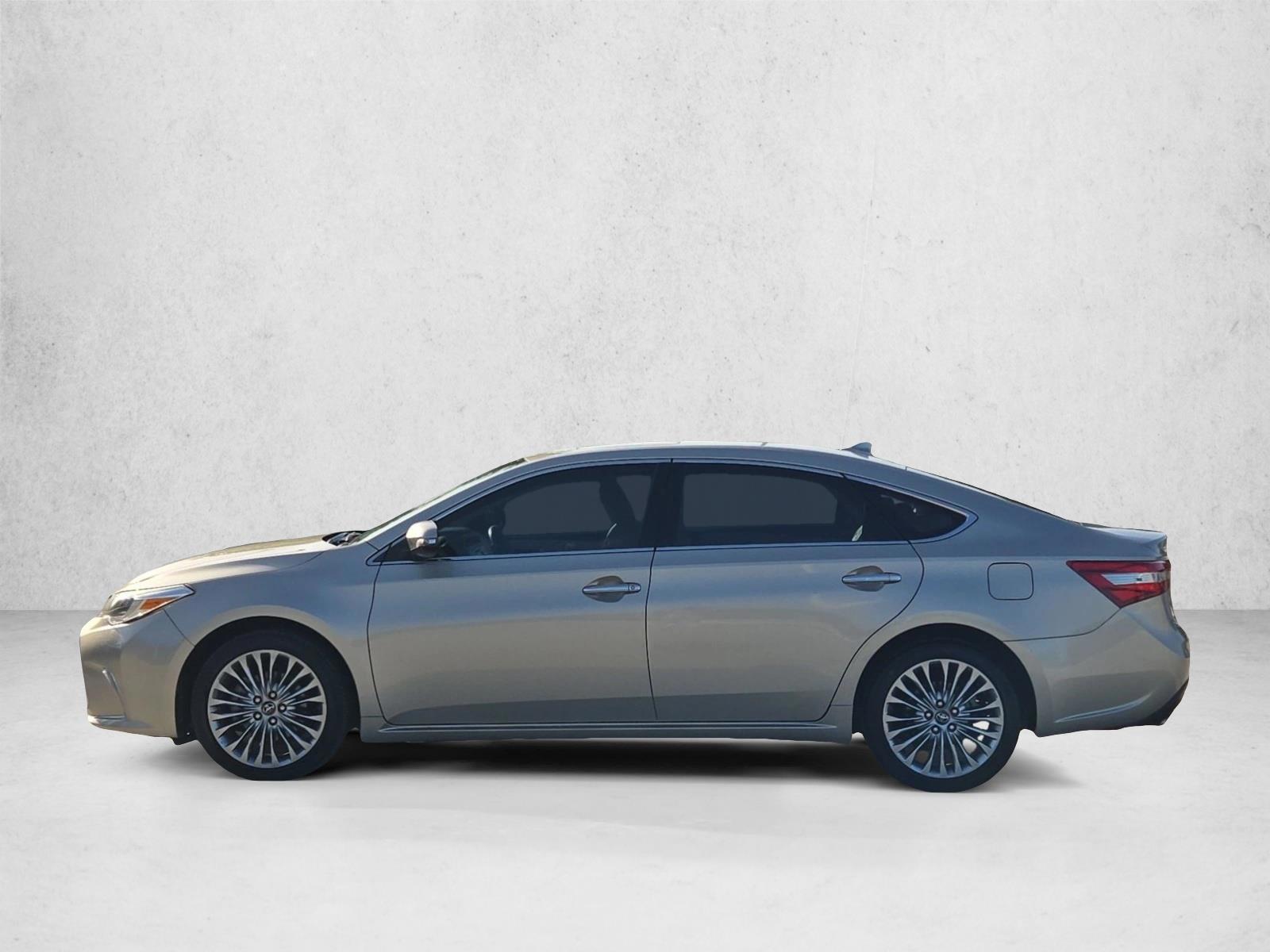 Thumbnail: 2018 Toyota Avalon - 2
